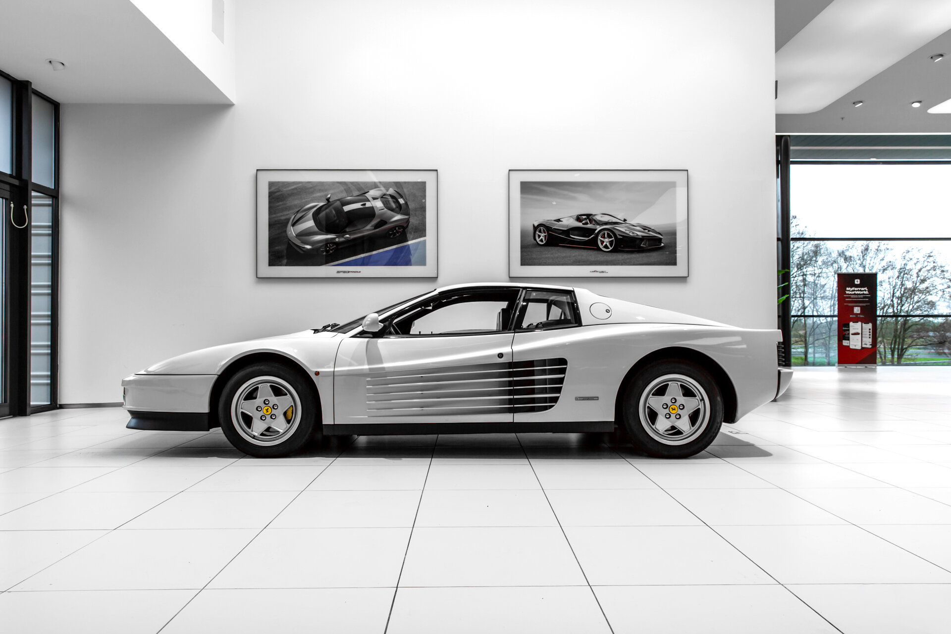Ferrari Testarossa ~Ferrari Munsterhuis~