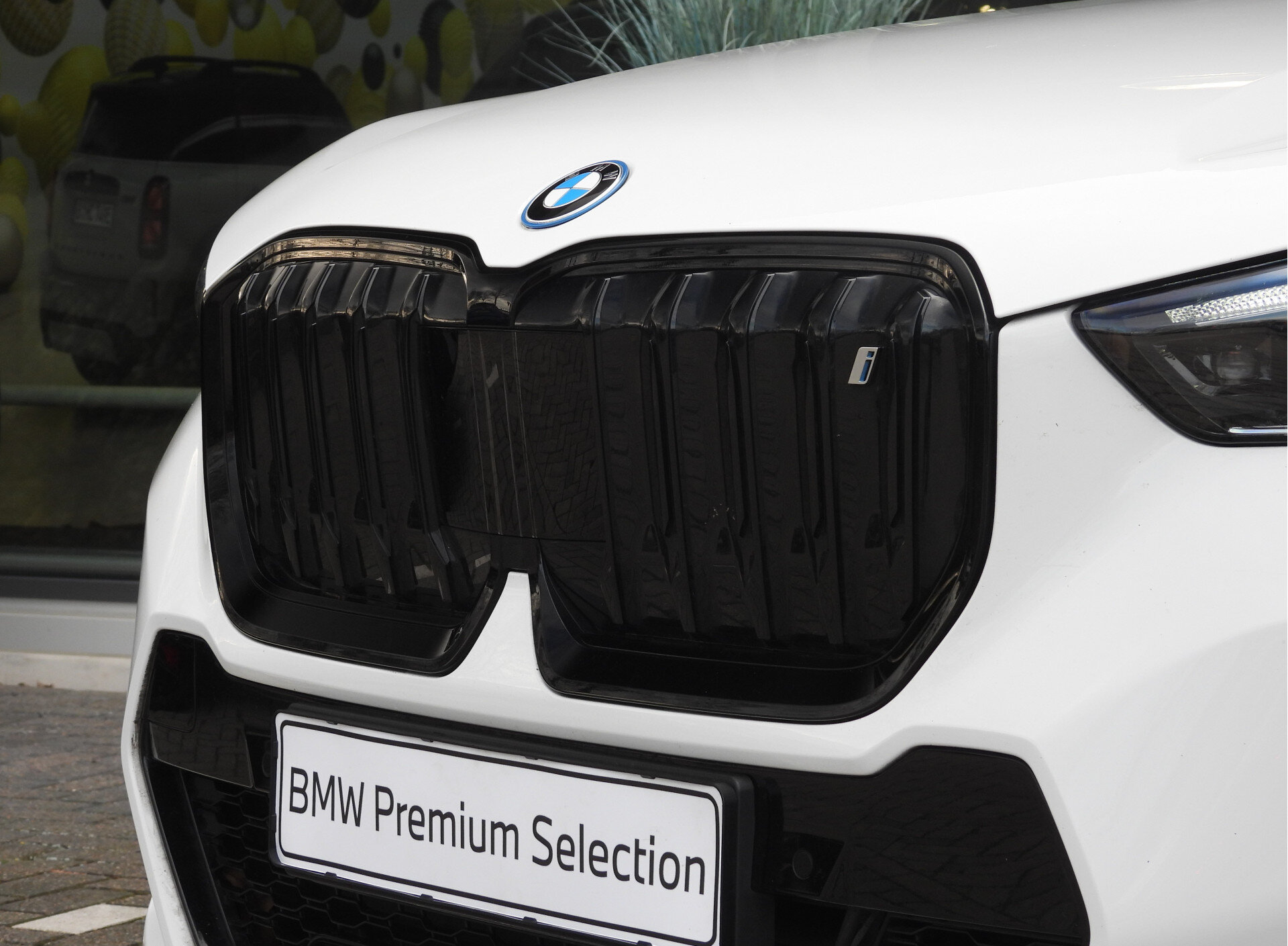 BMW iX1 xDrive30 M Sport - Afbeelding 4