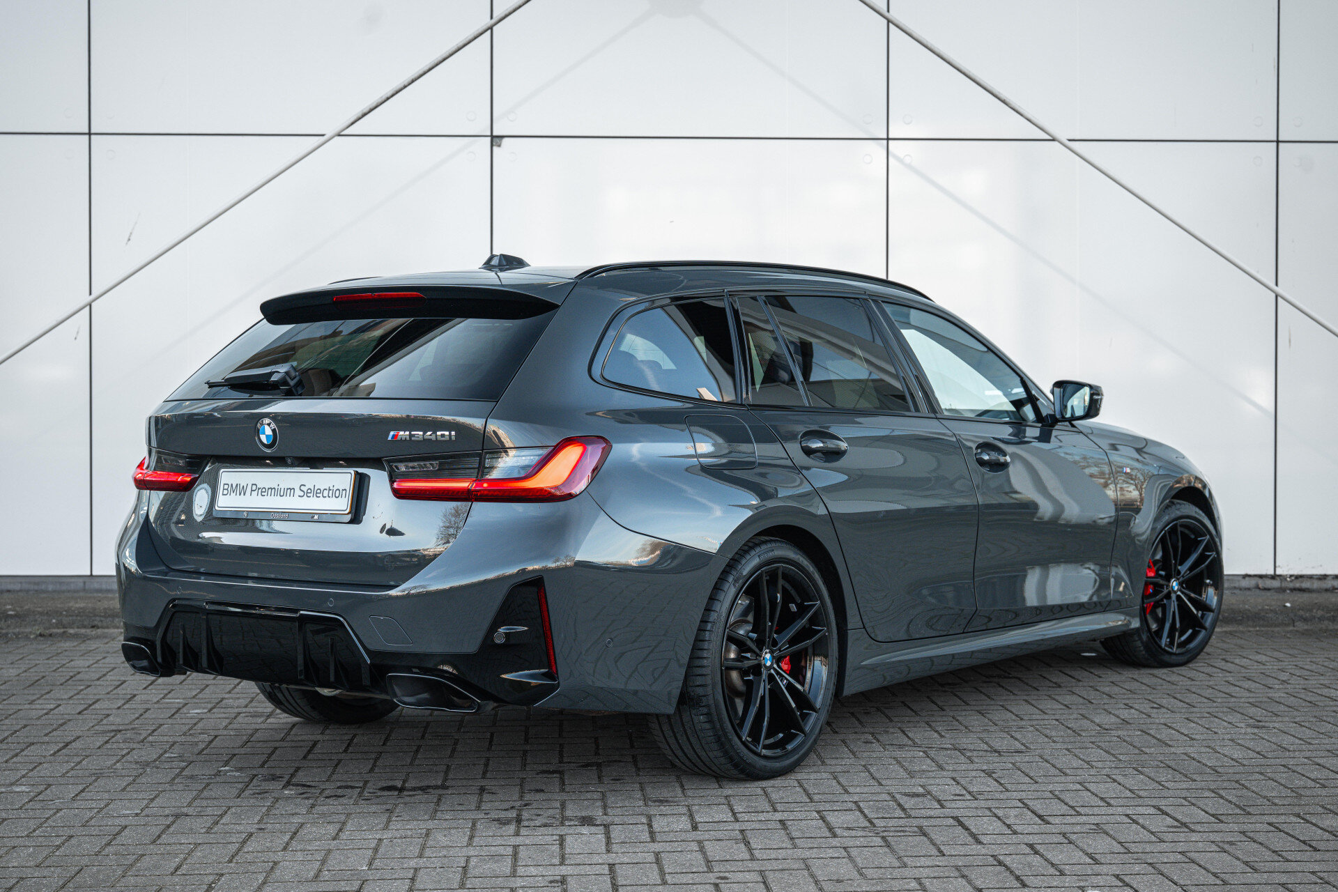 BMW 3 Serie Touring M340i xDrive High Executive Automaat - Afbeelding 2