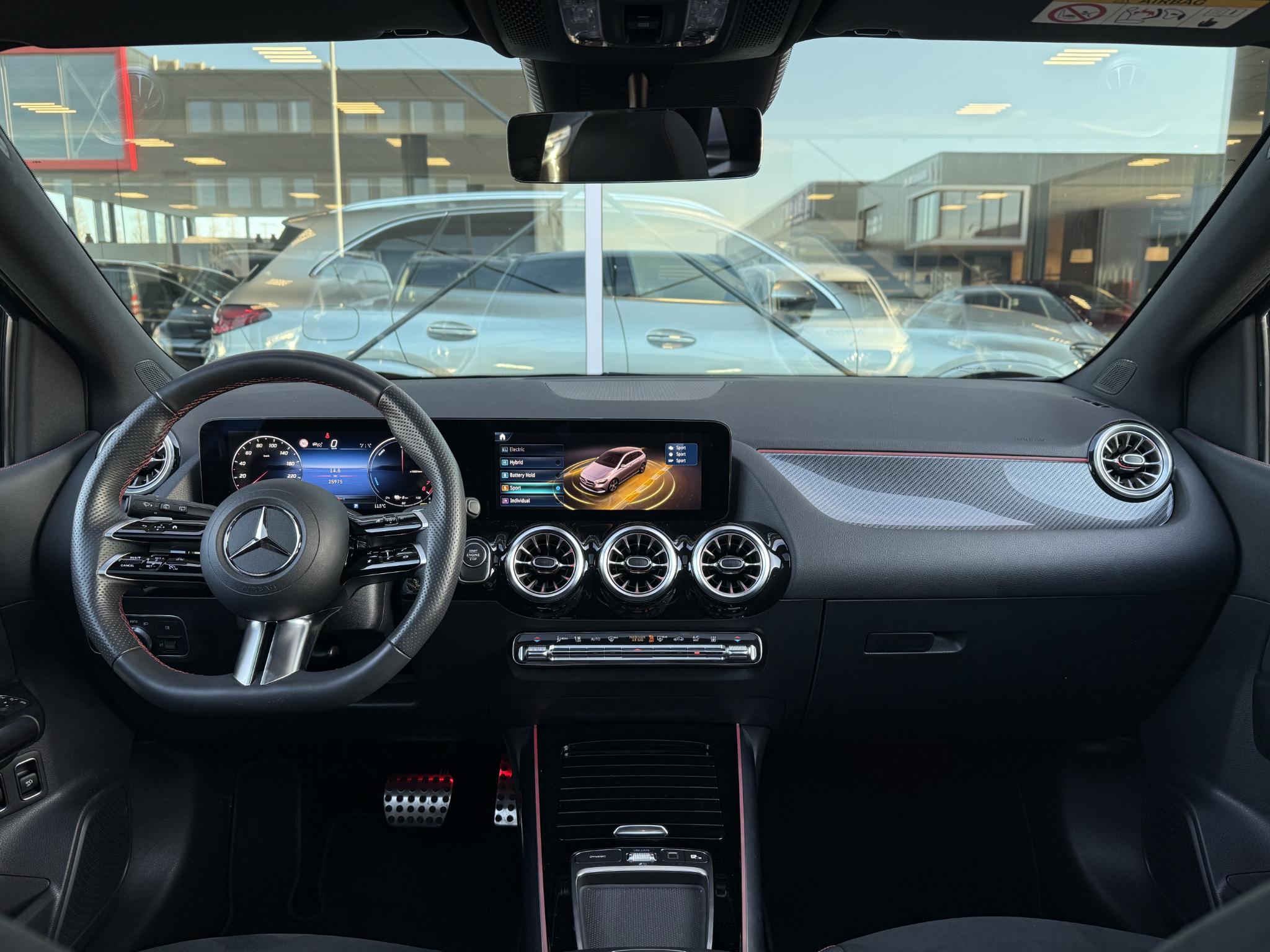 Mercedes-Benz B-Klasse 250 e Business Solution AMG - Afbeelding 3