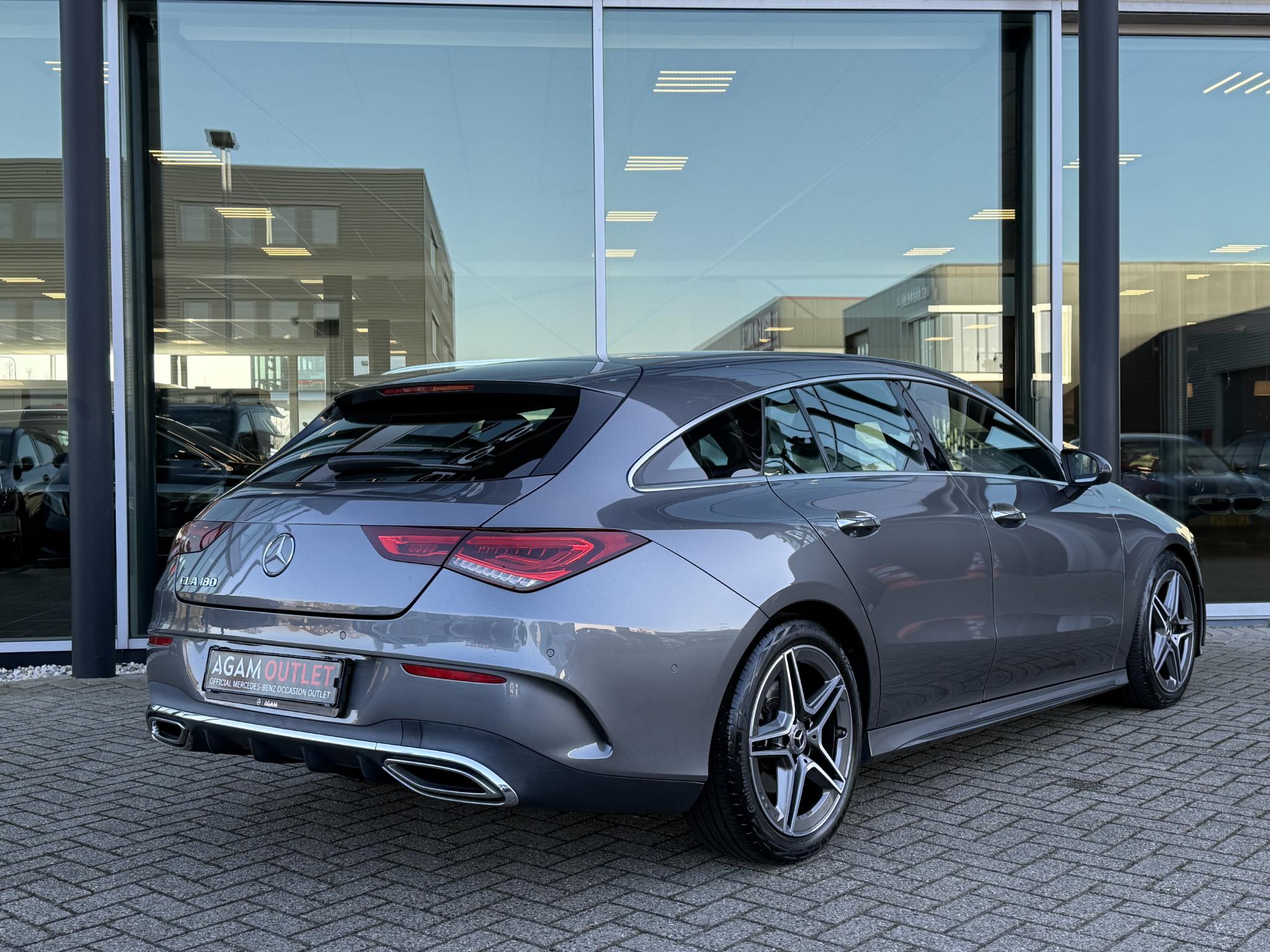 Mercedes-Benz CLA Shooting Brake 180 Business Solution AMG - Afbeelding 2
