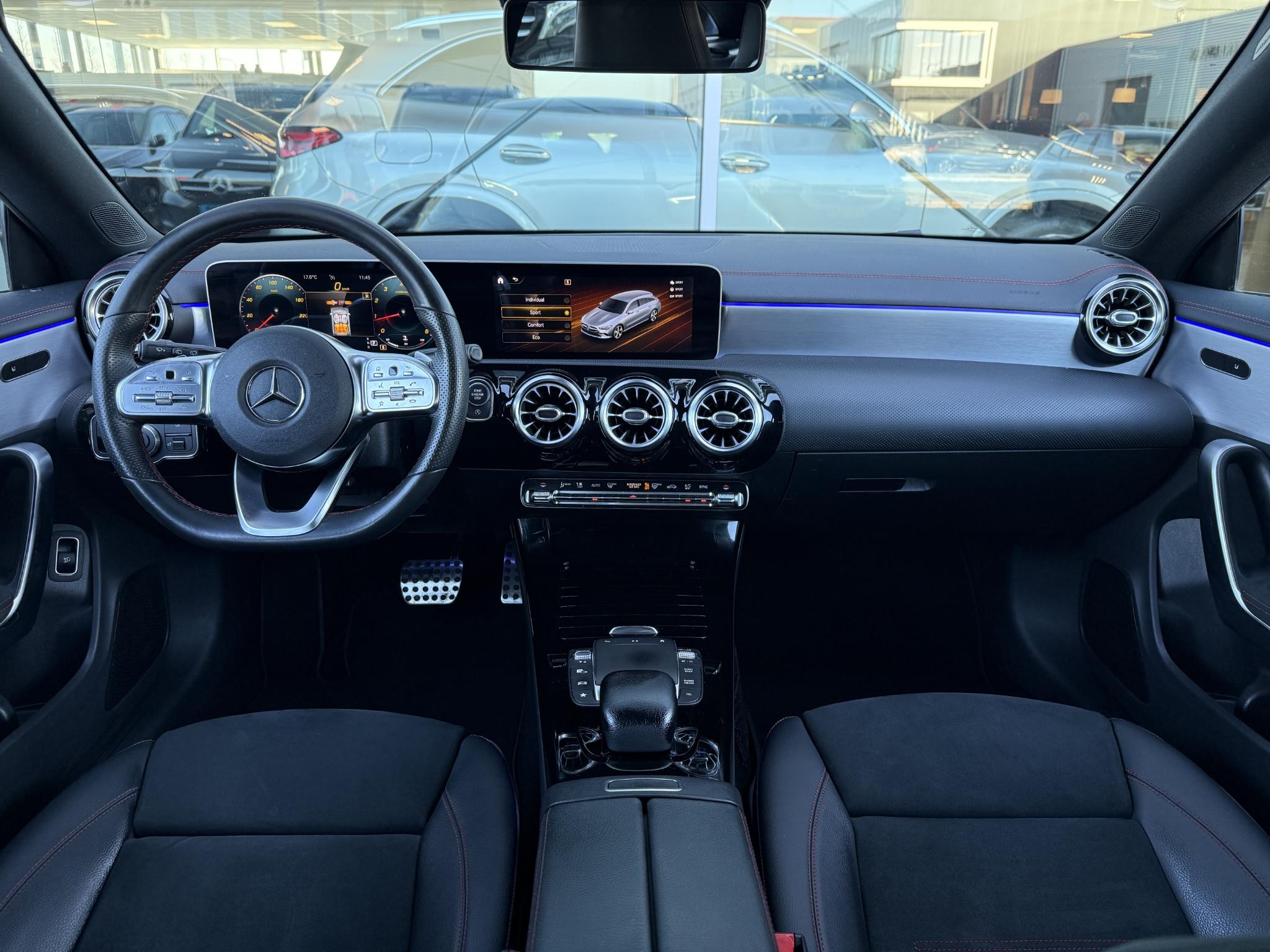 Mercedes-Benz CLA Shooting Brake 180 Business Solution AMG - Afbeelding 3