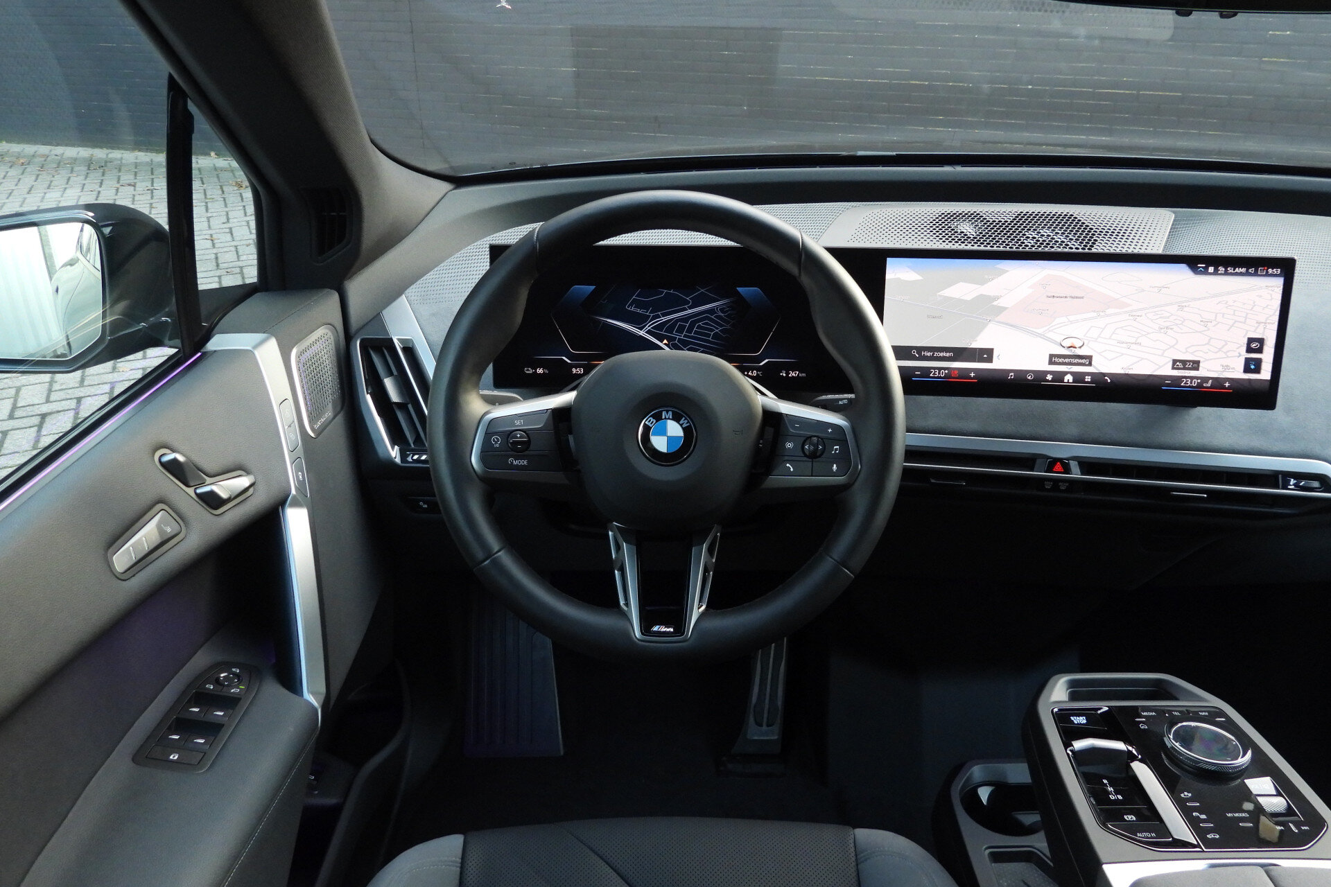 BMW iX xDrive45 M Sport - Afbeelding 2