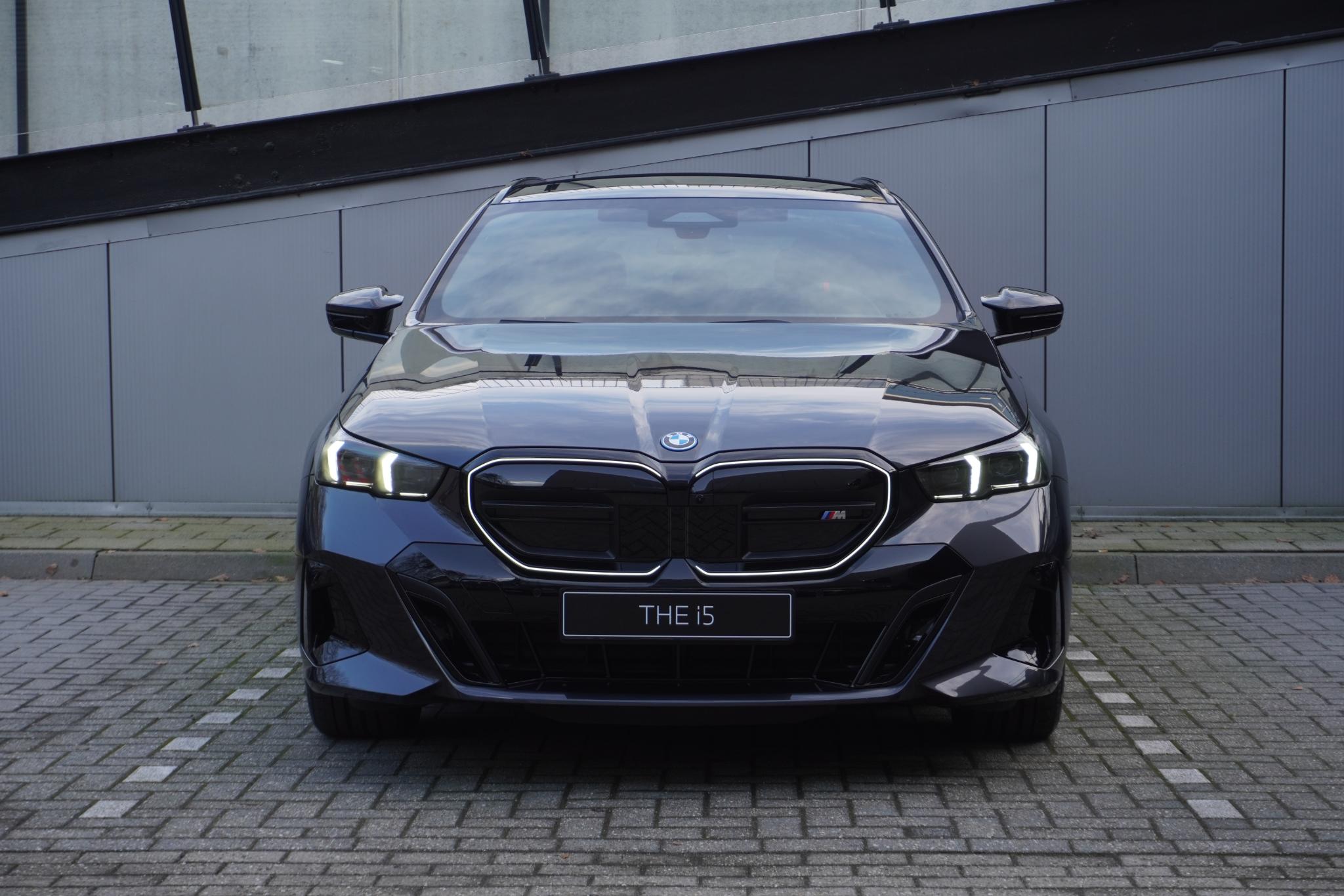 BMW i5 M60 xDrive 84 kWh - Afbeelding 3