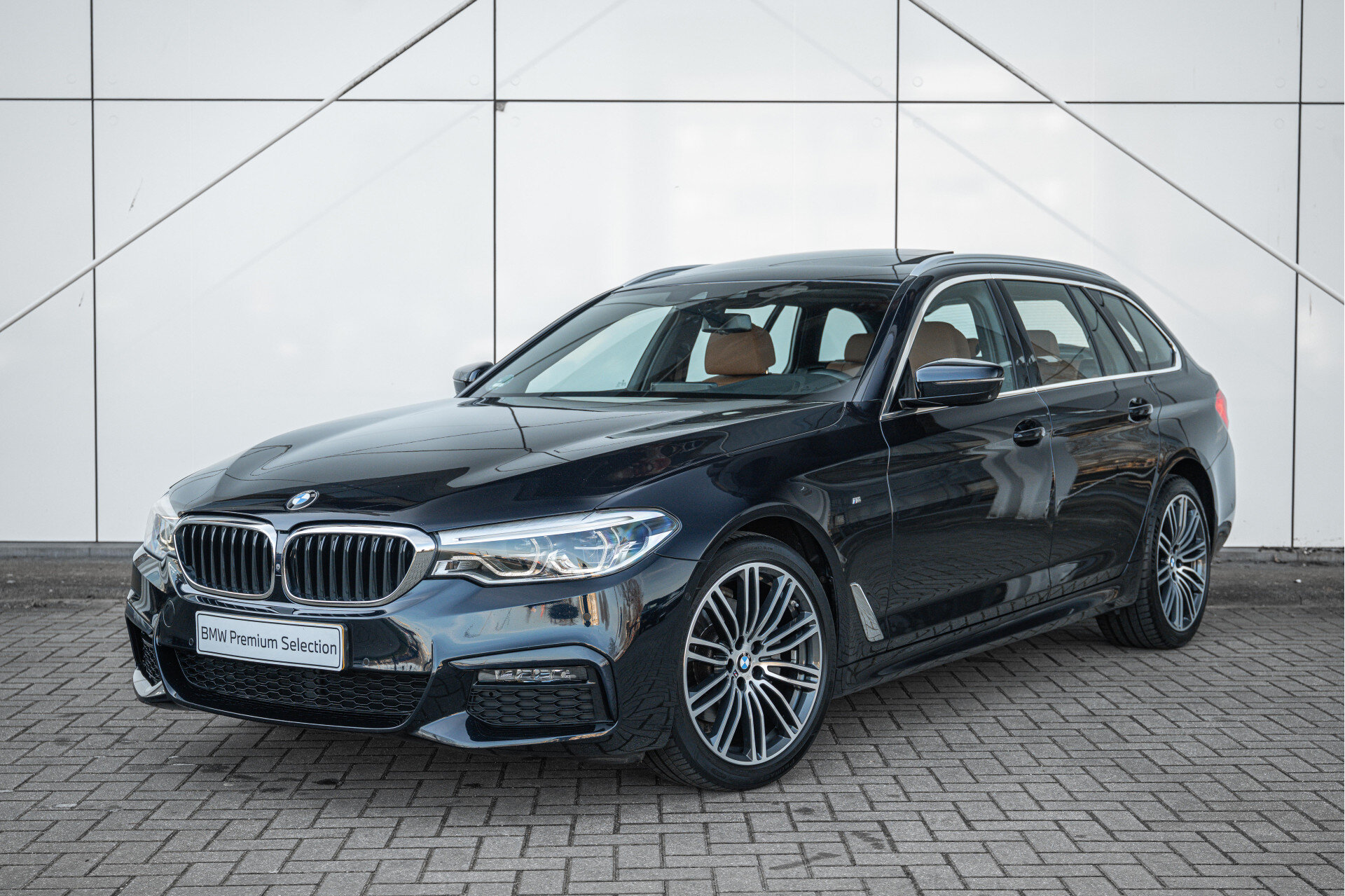 BMW 5 Serie Touring 520i High Executive M Sport Automaat