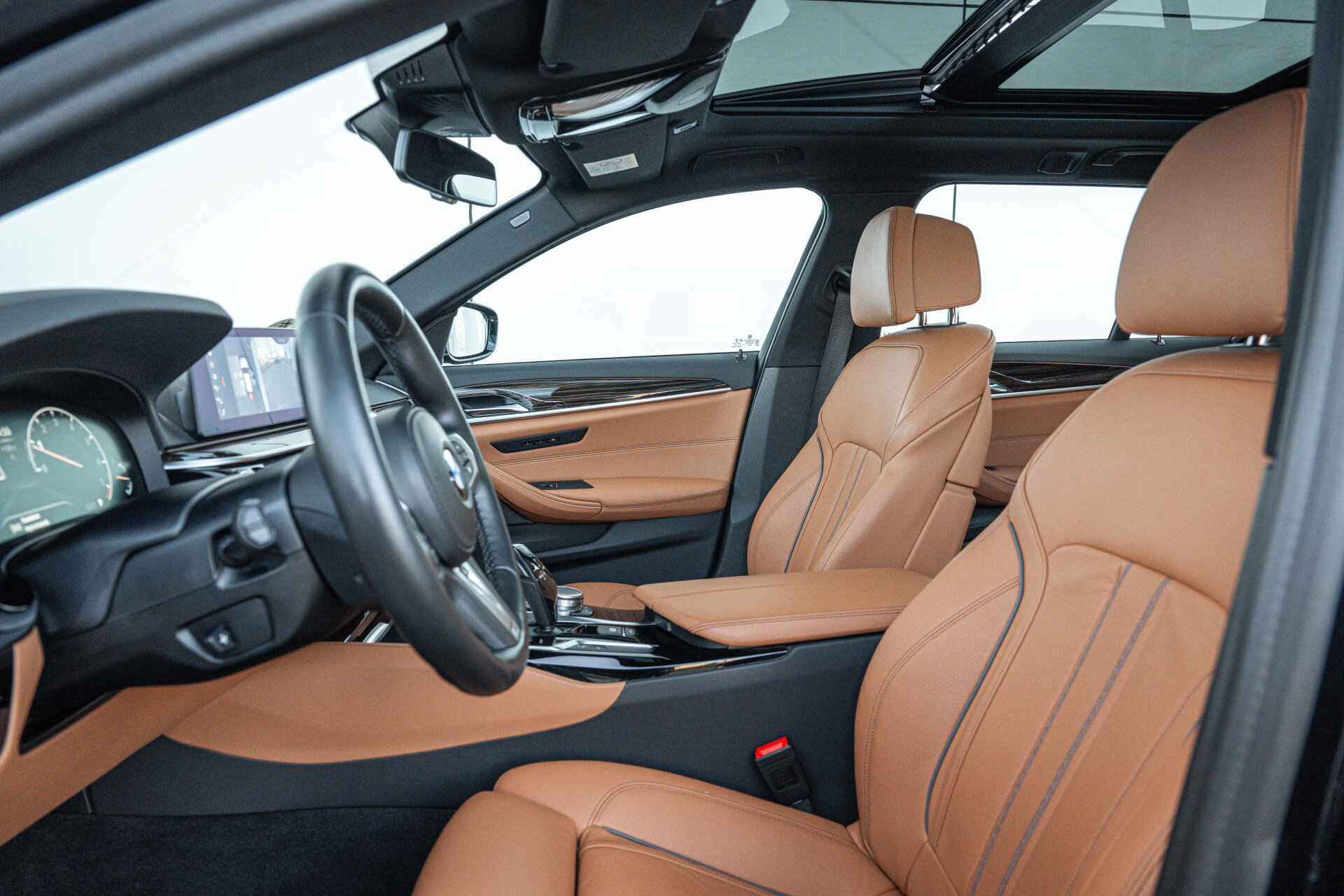 BMW 5 Serie Touring 520i High Executive M Sport Automaat - Afbeelding 4