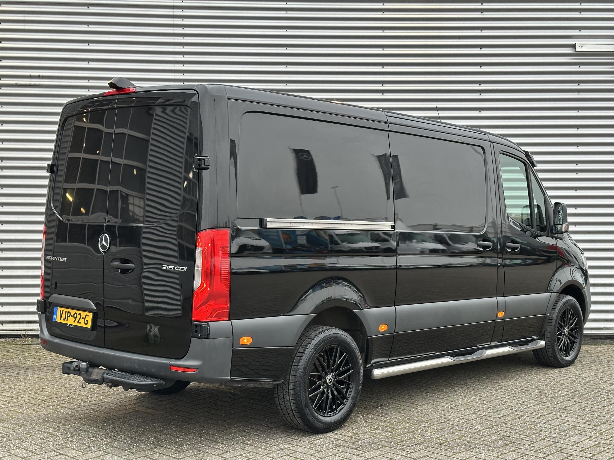 Mercedes-Benz Sprinter 319 CDI V6 L2H1 Automaat Airco Carplay - Afbeelding 2