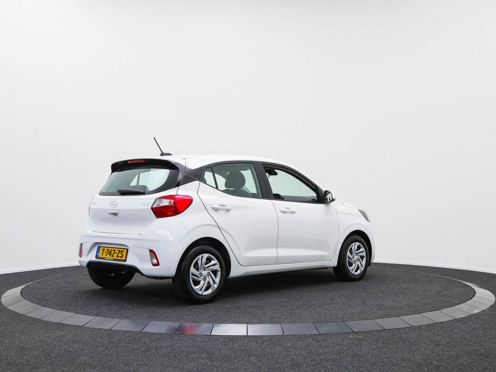 Hyundai i10 1.0 Comfort Smart | Navigatie | Private lease 279! - Afbeelding 2