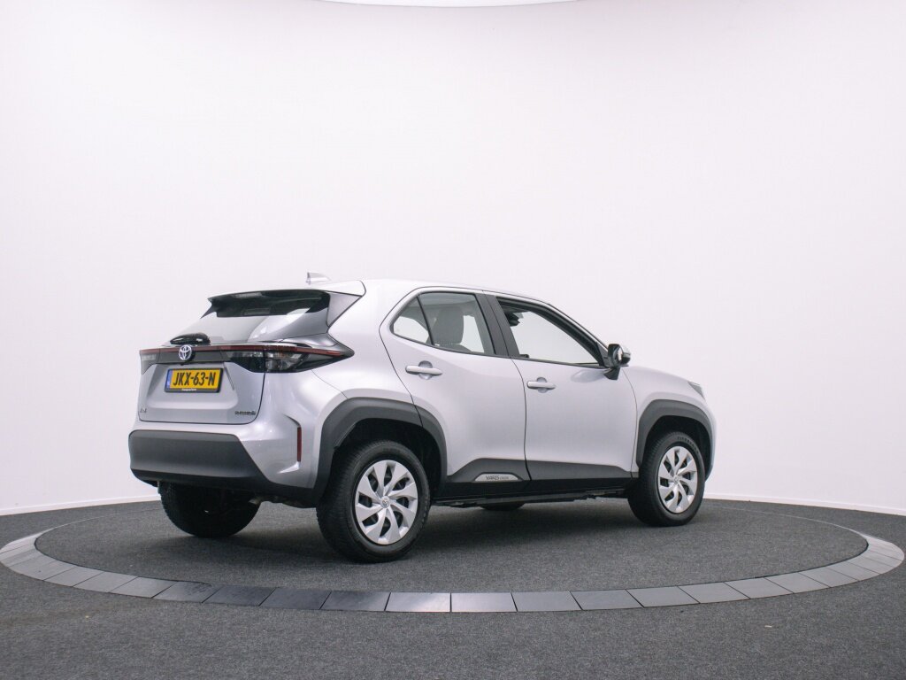 Toyota Yaris Cross 1.5 Hybrid Active | Carplay Navigatie | All-seasons - Afbeelding 3