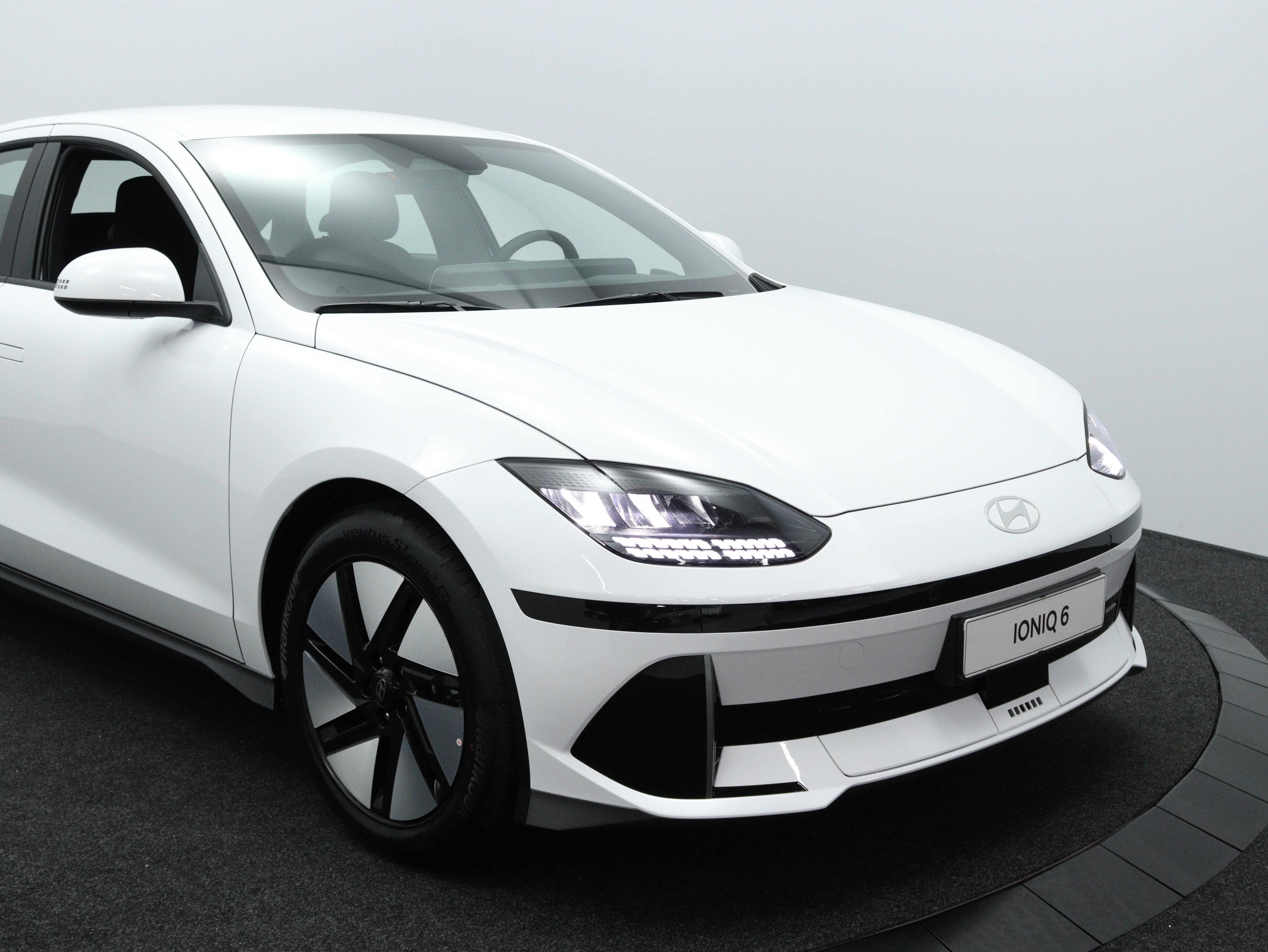 Hyundai IONIQ 6 77,4 kWh RWD Style Automaat - Afbeelding 3