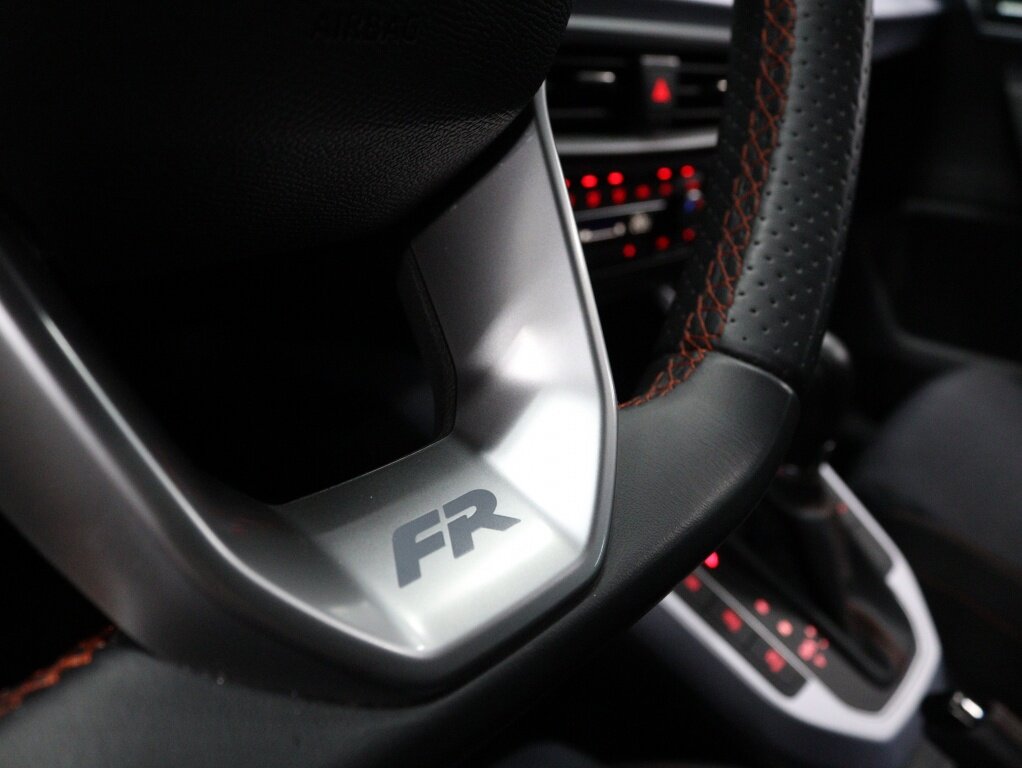 SEAT Arona Arona 1.0 TSI FR Automaat | Navigatie | Camera | Cruise control - Afbeelding 5