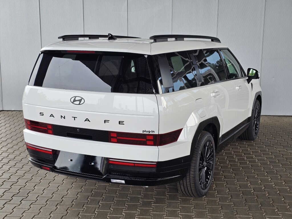 Hyundai Santa Fe 1.6 T-GDI PHEV 4WD Black Line | 6-zitter | Navigatie | Leder - Afbeelding 2