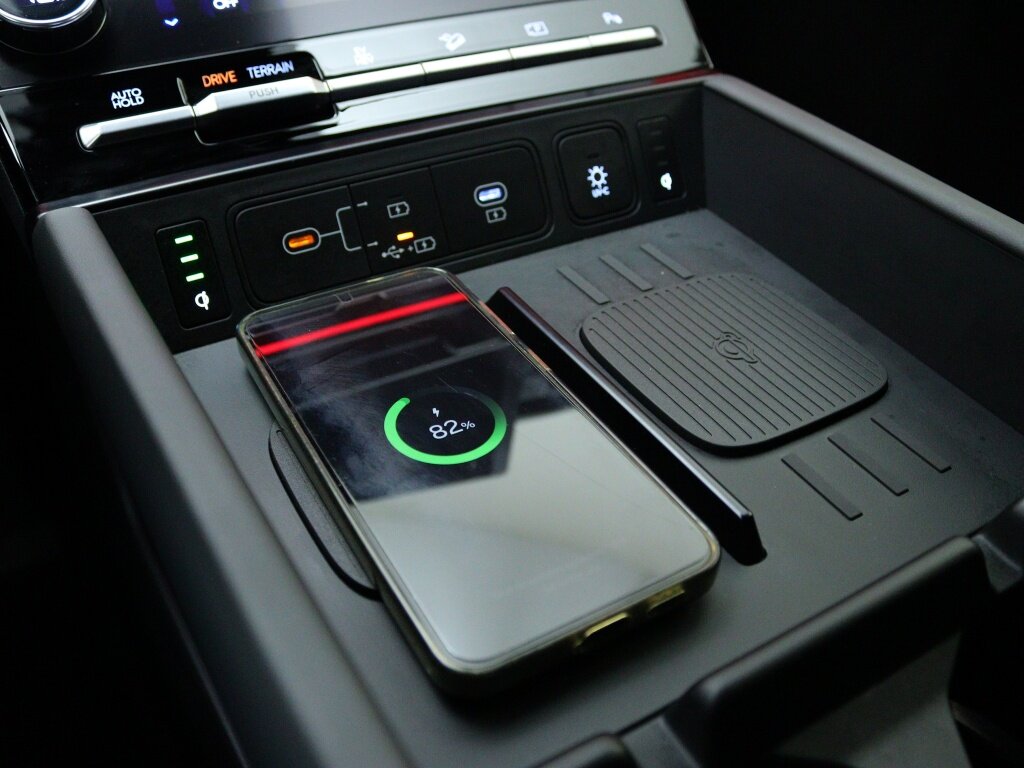 Hyundai Santa Fe 1.6 T-GDI PHEV 4WD Black Line | 6-zitter | Navigatie | Leder - Afbeelding 4