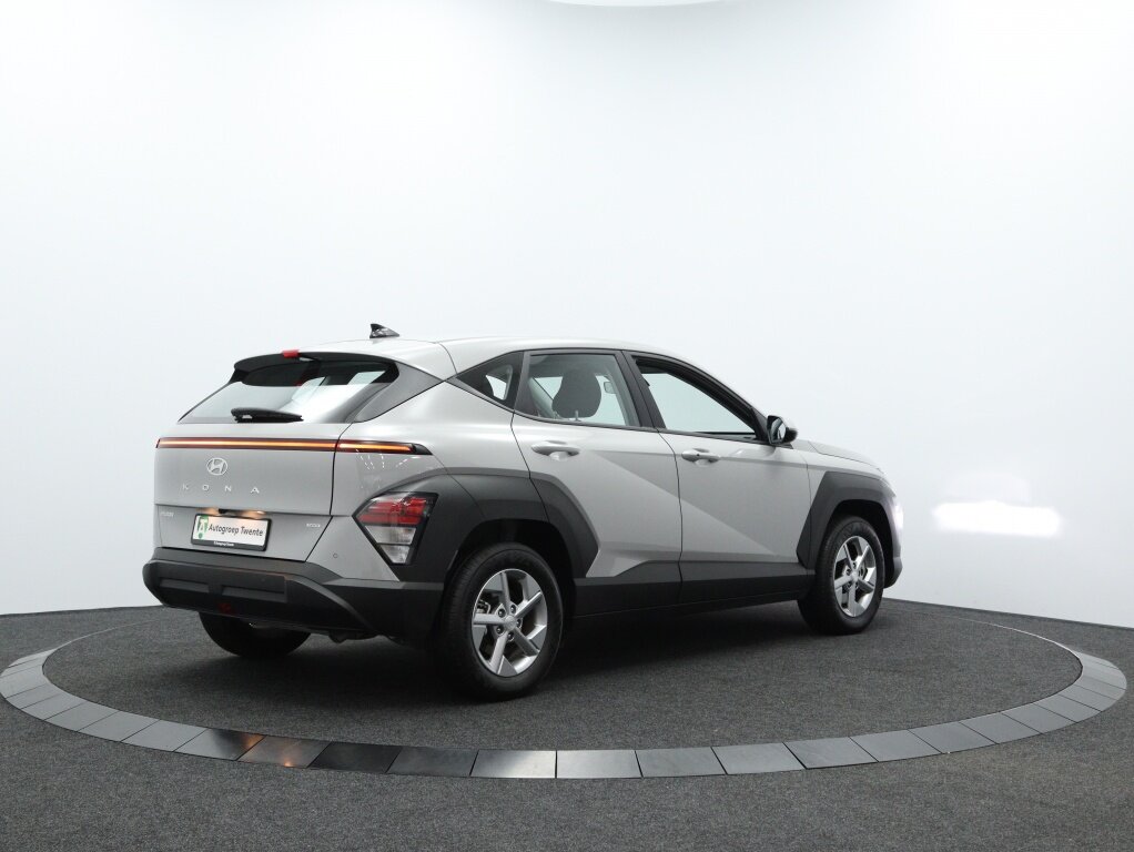Hyundai Kona 1.6 GDI HEV Comfort Max | Navigatie | Camera | Cruise control - Afbeelding 2