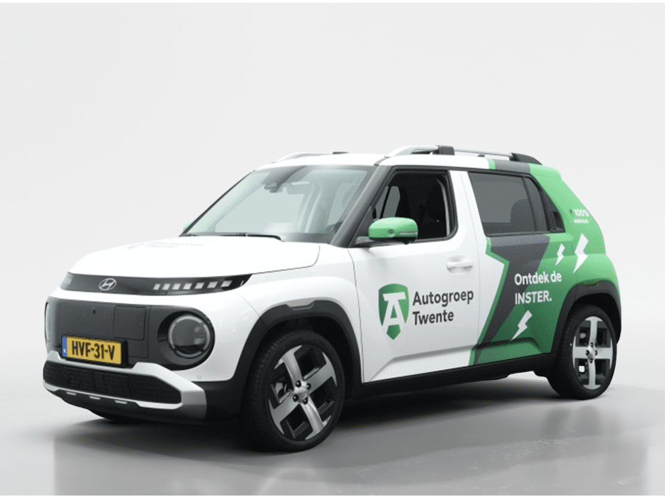 Hyundai Inster Evolve Sky Plus 49 kWh | Navigatie | 360 camera | Stoelverwarmin - Afbeelding 1
