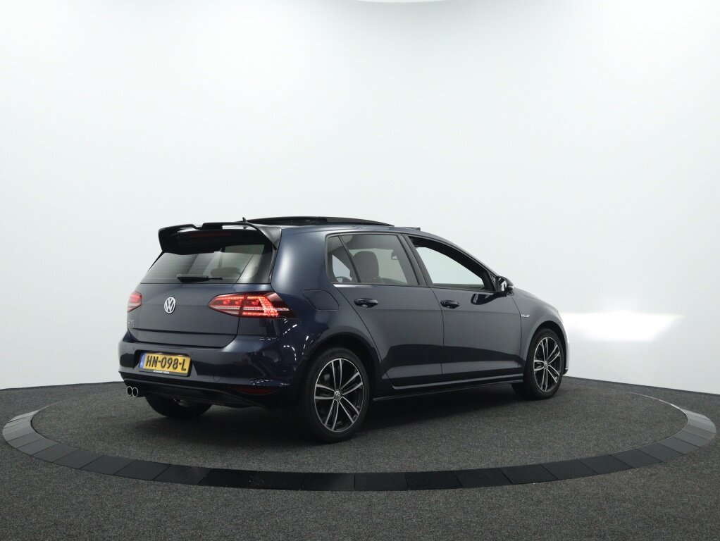 Volkswagen Golf 1.4 TSI GTE 204 PK | Panoramadak | Leder | Navigatie | Camera | - Afbeelding 2