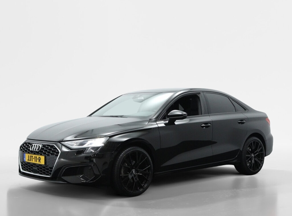 Audi A3 Limousine 35 TFSI Business edition | 19 Inch | Leder | Navigatie | Camera