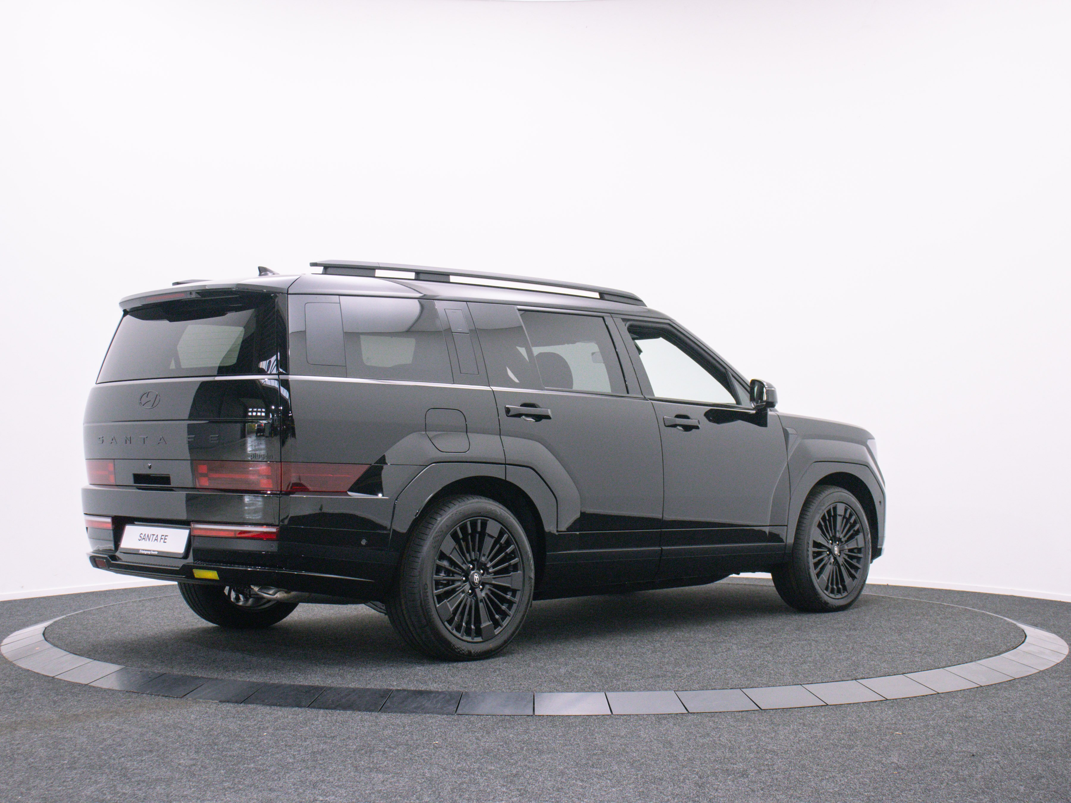 Hyundai Santa Fe 1.6 T-GDI PHEV Black Line - PHEV Automaat - Afbeelding 2