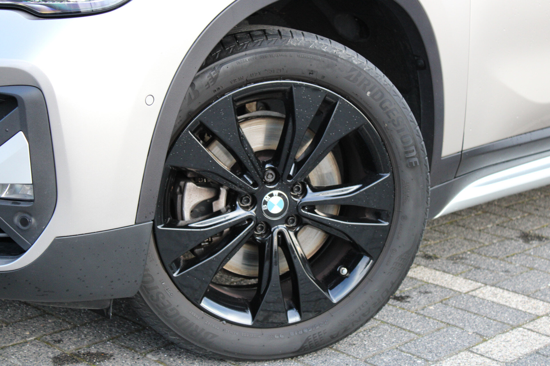 BMW X1 sDrive20i High Executive xLine Automaat - Afbeelding 3