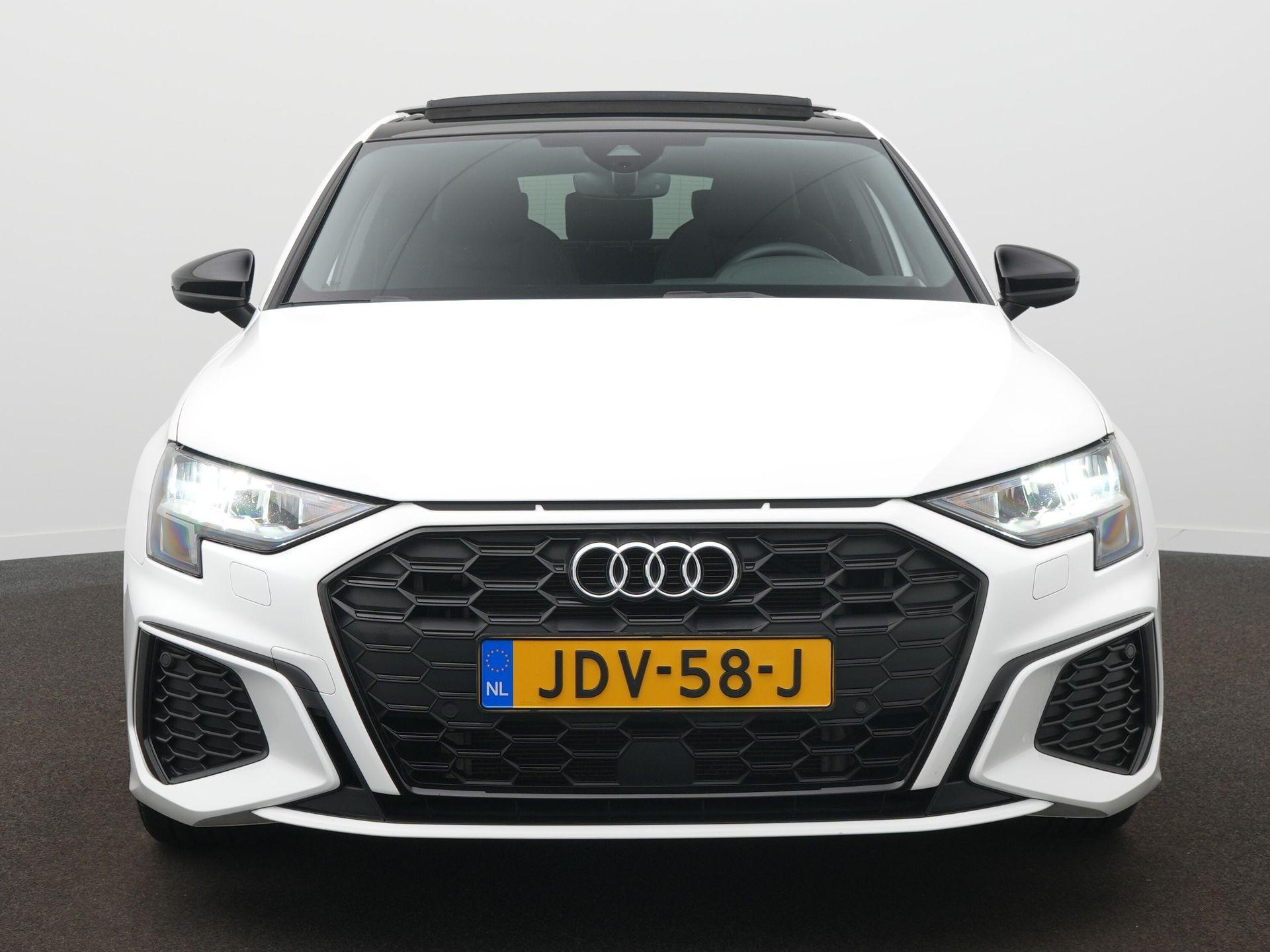 Audi A3 Sportback 45 TFSI e S edition Competition - Afbeelding 2