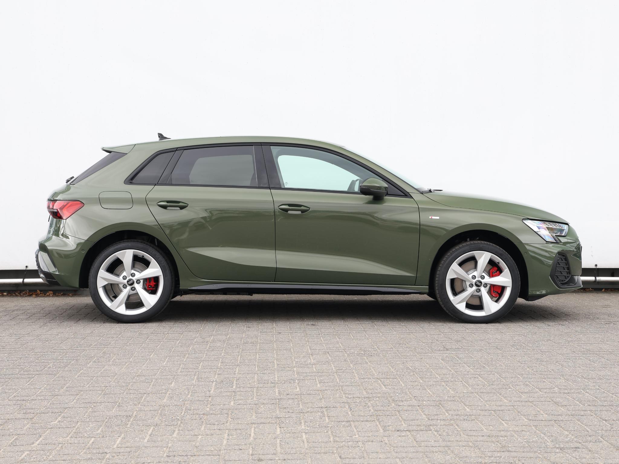 Audi A3 Sportback S edition Competition 45 TFSI e 200 kW / 272 PK - Afbeelding 2