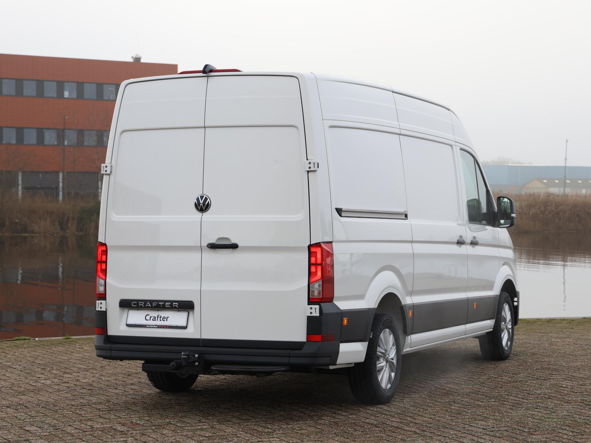 Volkswagen Crafter 2.0 TDI L3H3 140PK Automaat Exclusive - Afbeelding 5