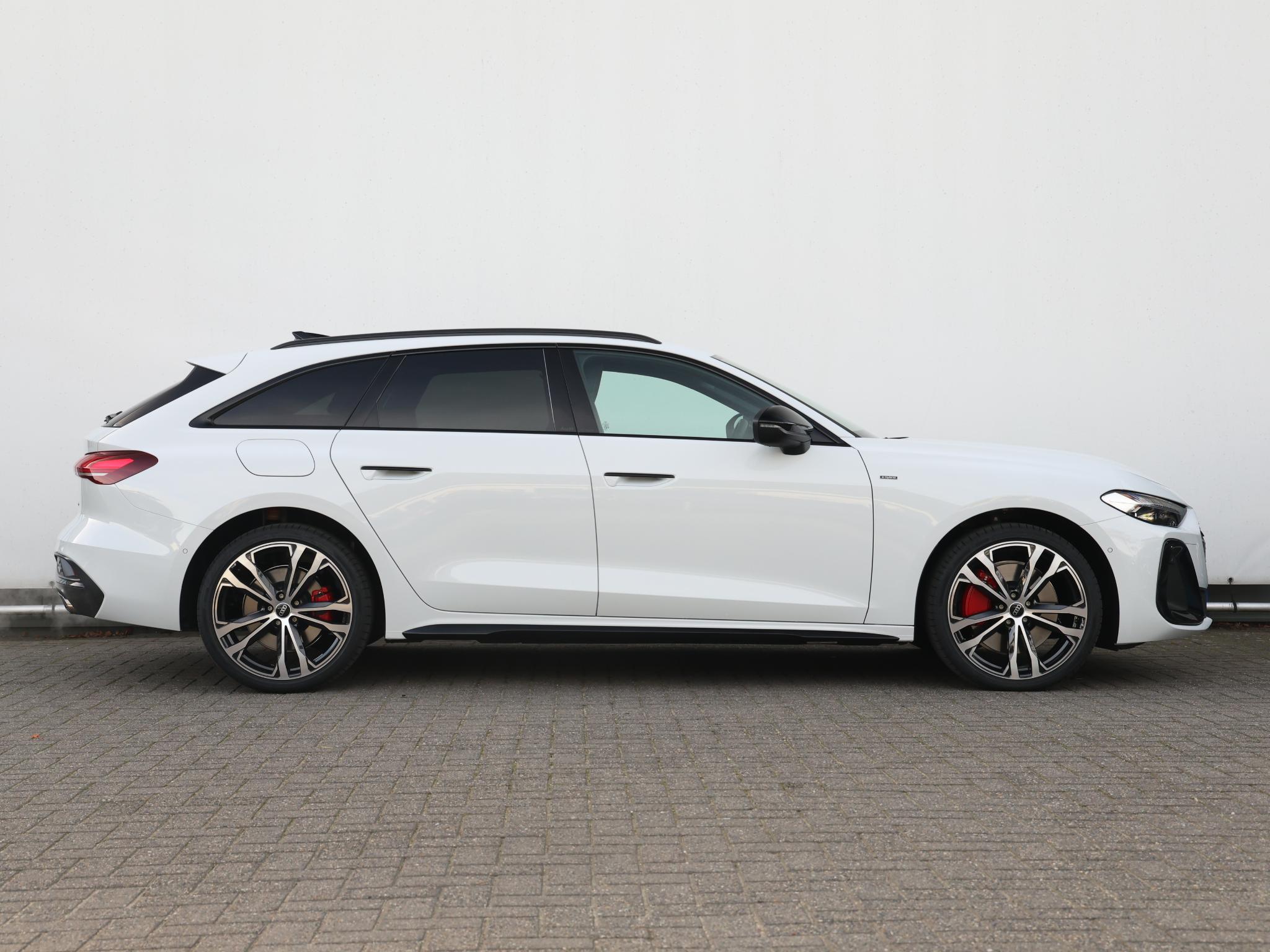 Audi A5 AVANT S edition 2.0 TFSI e 220 kW / 299 PK Avant - Afbeelding 2