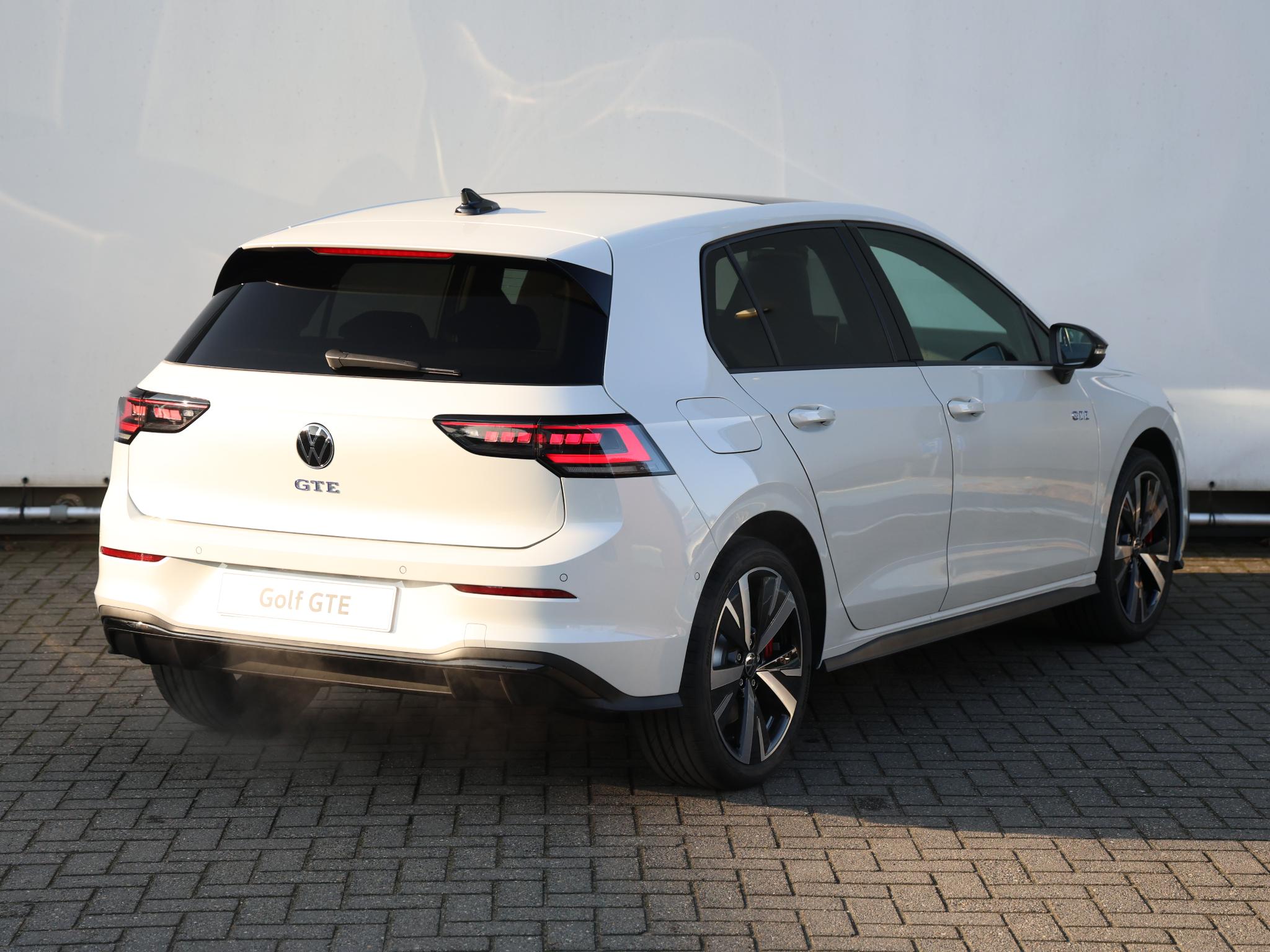 Volkswagen Golf GTE 1.5 eHybrid 272 PK - Afbeelding 5