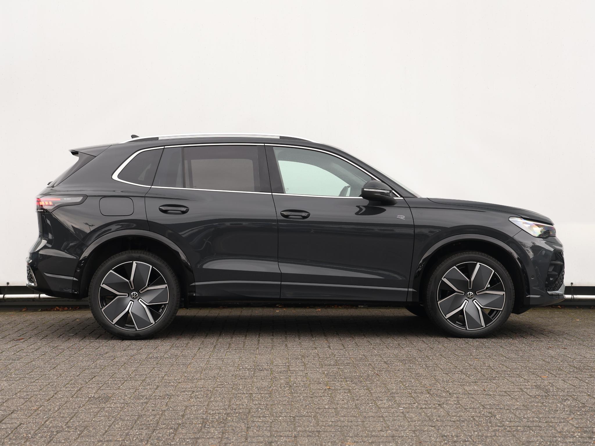 Volkswagen Tiguan R-Line-Edition 1.5 eHybrid 150 kW / 204 pk SUV 6 v - Afbeelding 2