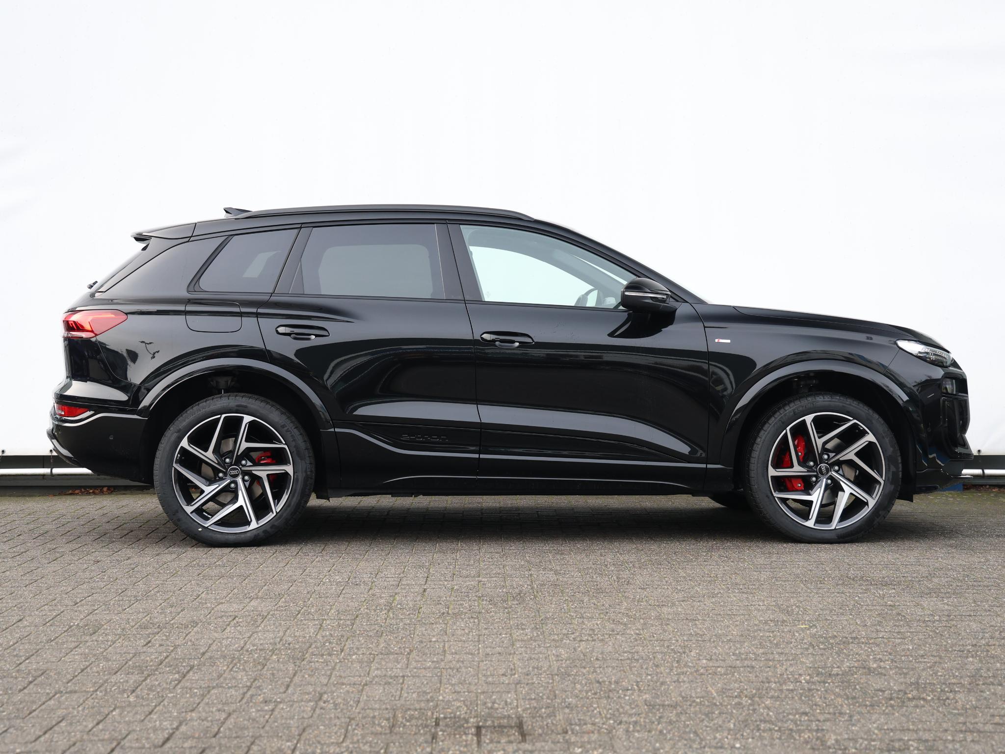 Audi Q6 e-tron S edition 83Kwh | 252 PK SUV - Afbeelding 2