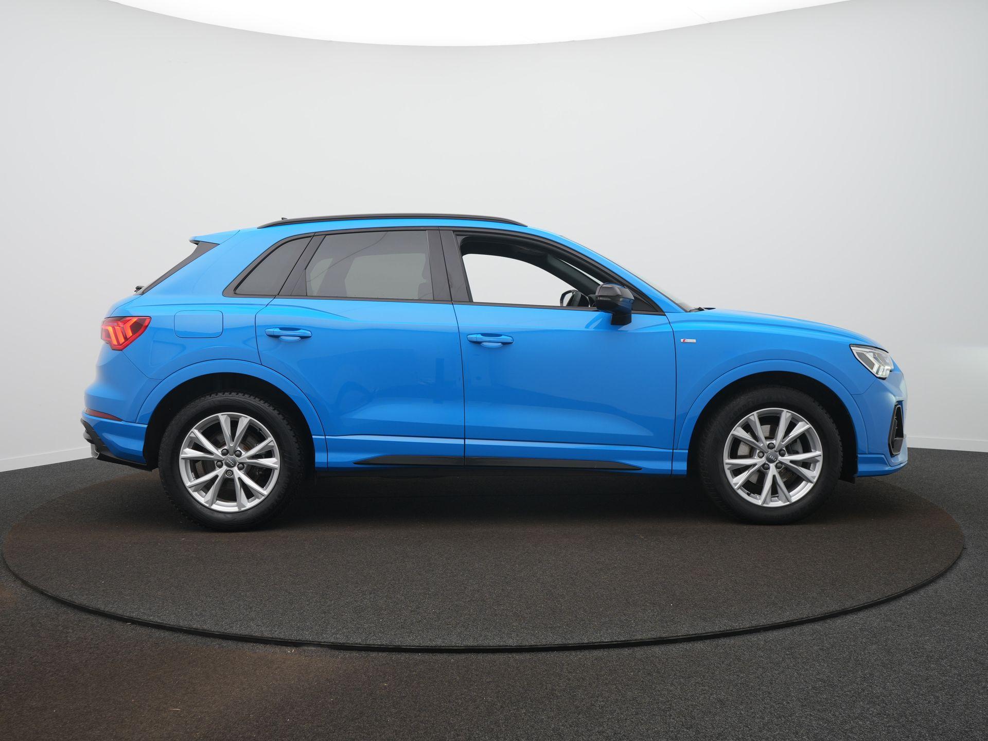 Audi Q3 35 TFSI S Line - Afbeelding 4