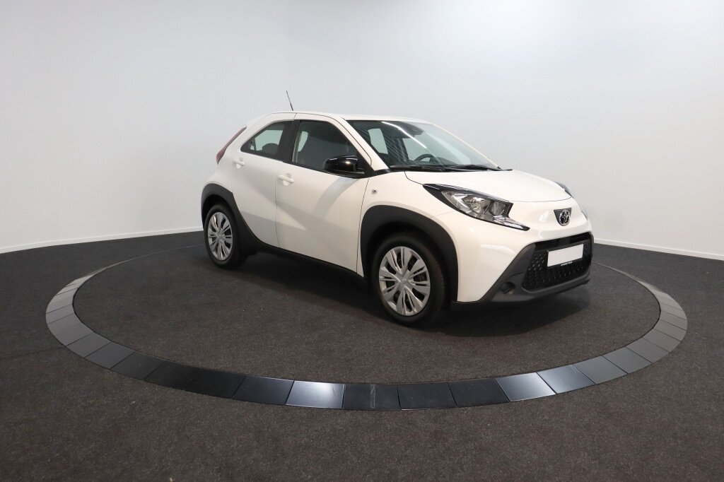 Toyota Aygo X Cruise control | CarPlay | Private lease €299 p.m. - Afbeelding 3
