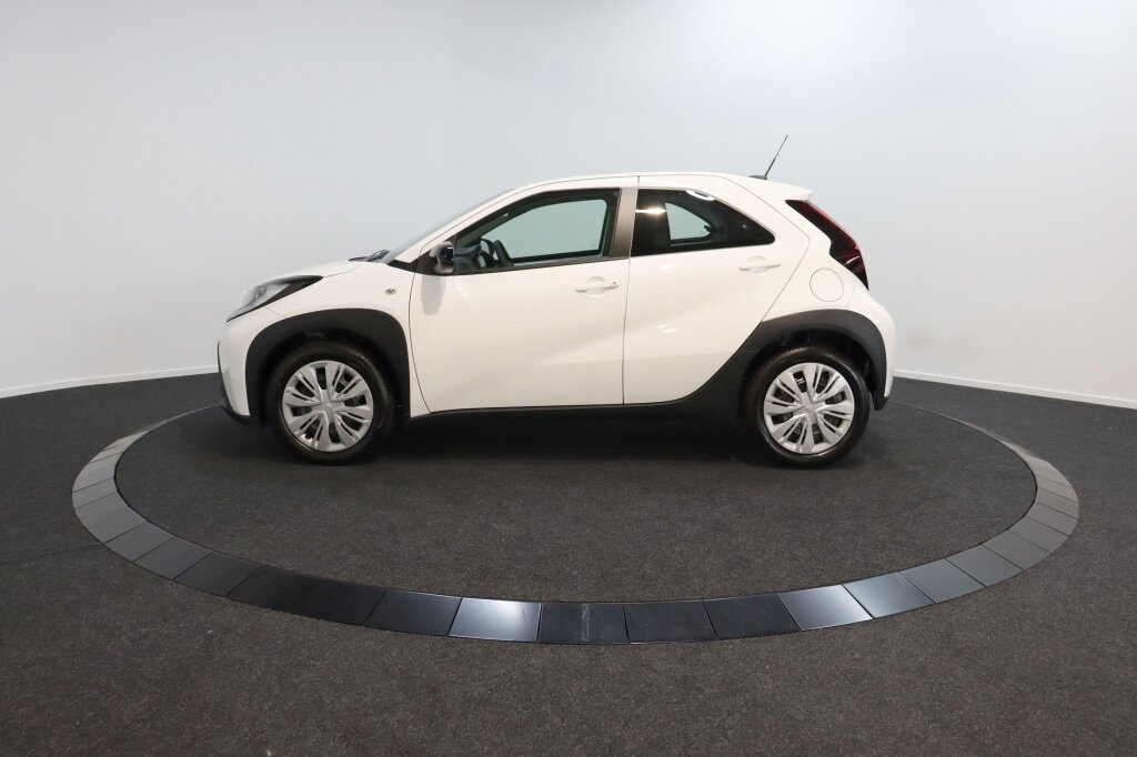 Toyota Aygo X Cruise control | CarPlay | Private lease €299 p.m. - Afbeelding 5