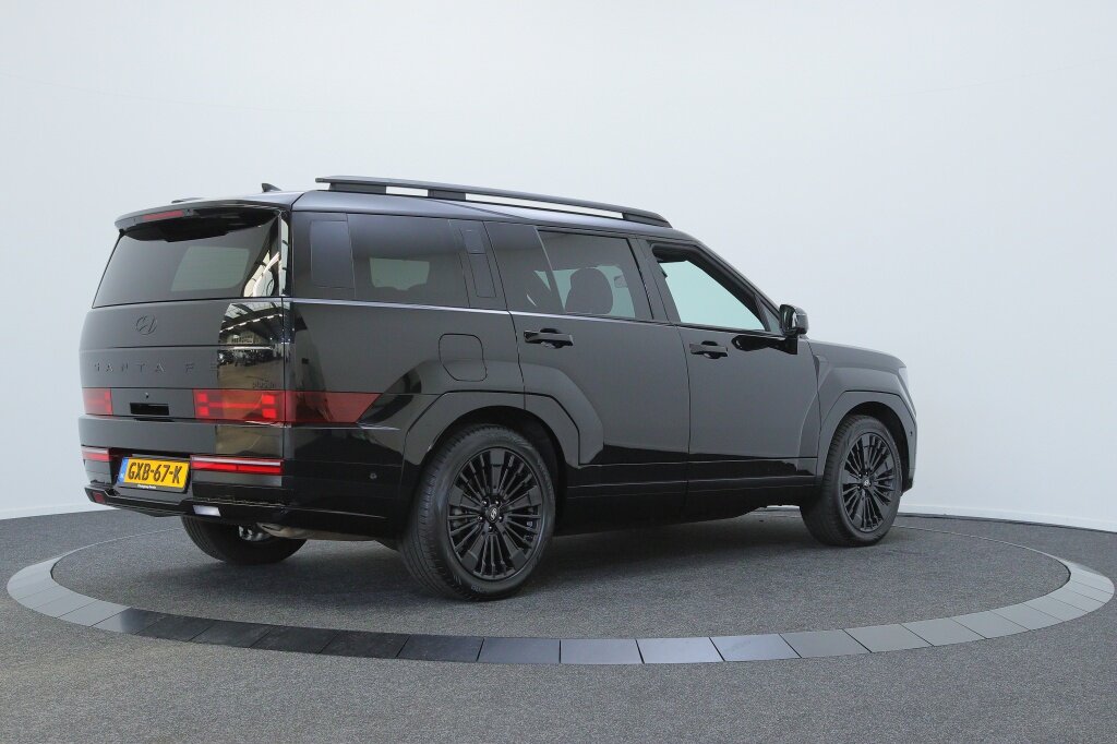 Hyundai Santa Fe 1.6 T-GDI PHEV Black Line | All Seasons | 5 Pers. | - Afbeelding 2