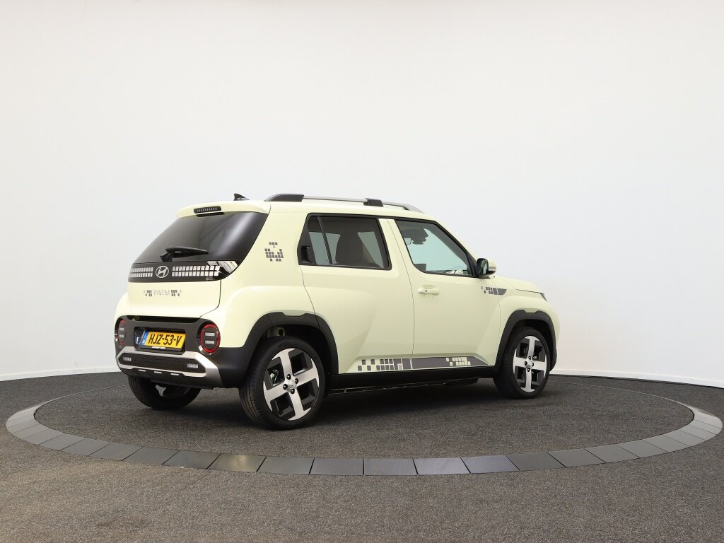Hyundai Inster Evolve 49 kWh | Demo | Achteruitrijcamera | Navigatie | Parkeer - Afbeelding 2