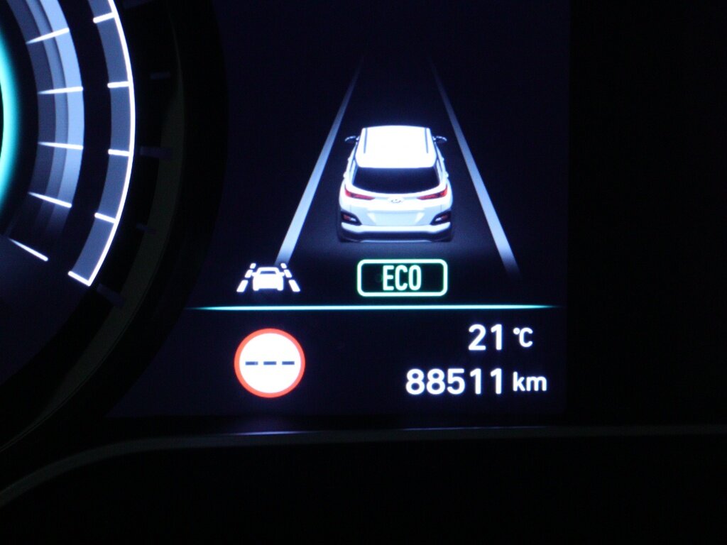 Hyundai Kona EV Premium 64 kWh | Afn. Trekhaak | Navigatie | - Afbeelding 4