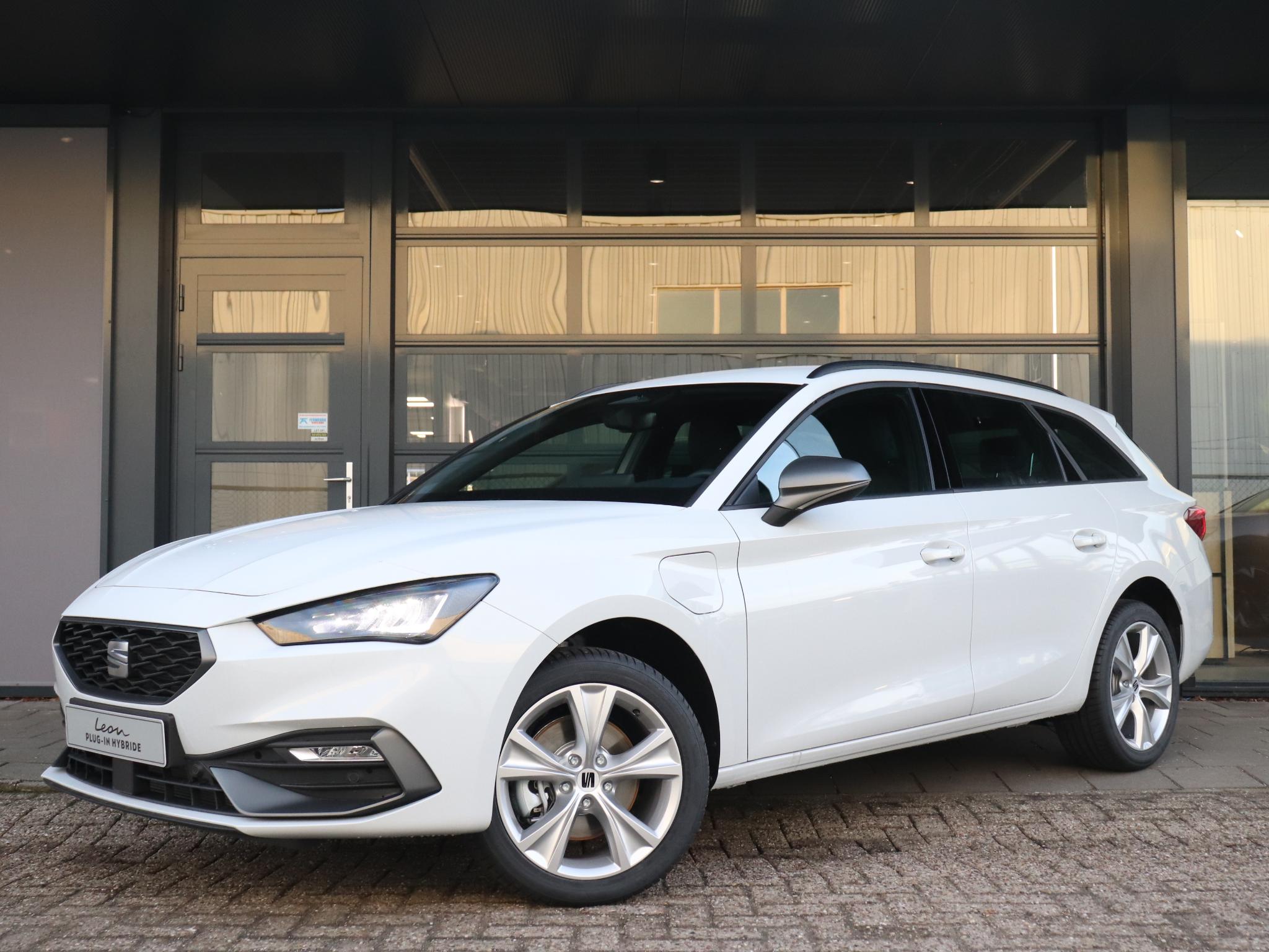 SEAT Leon Sportstourer FR Business 1.5 TSI eHybrid 150 kW / 204 PK Statio