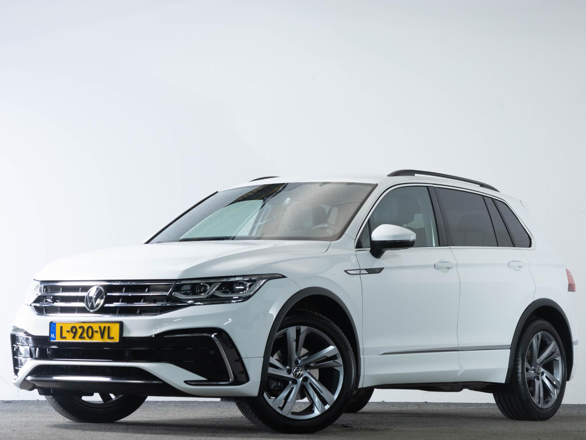 Volkswagen Tiguan 1.5 TSI R-Line Business+