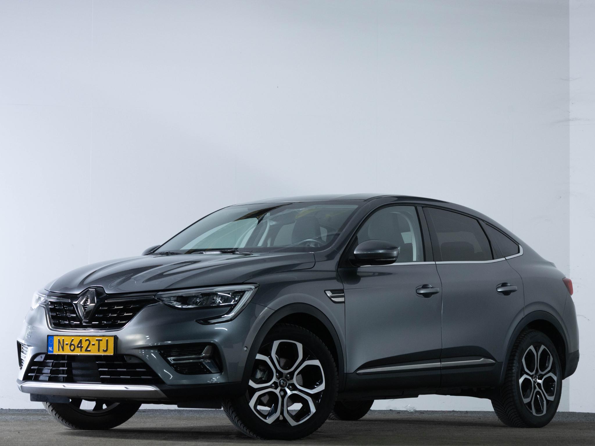 Renault Arkana 1.6 E-Tech Hybrid 145 PK Intens