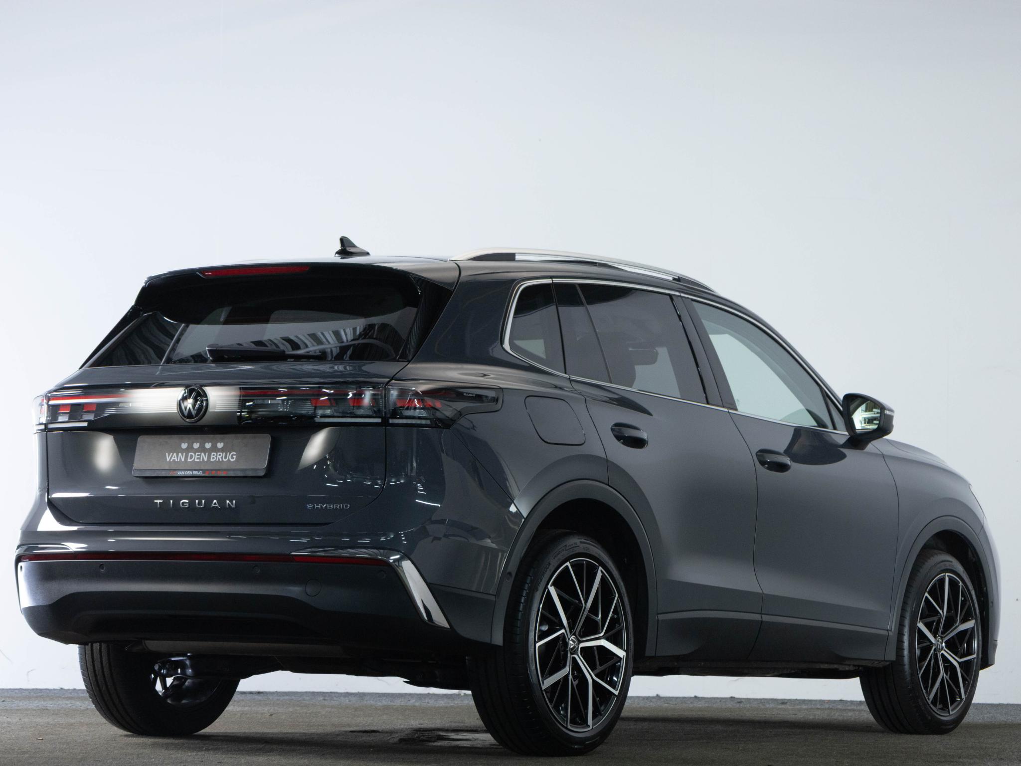 Volkswagen Tiguan 1.5 eHybrid 204 PK Elegance - Afbeelding 2