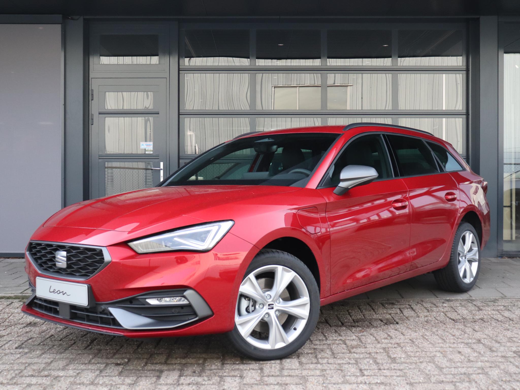 SEAT Leon Sportstourer FR Business 1.5 TSI eHybrid 150 kW / 204 PK Statio