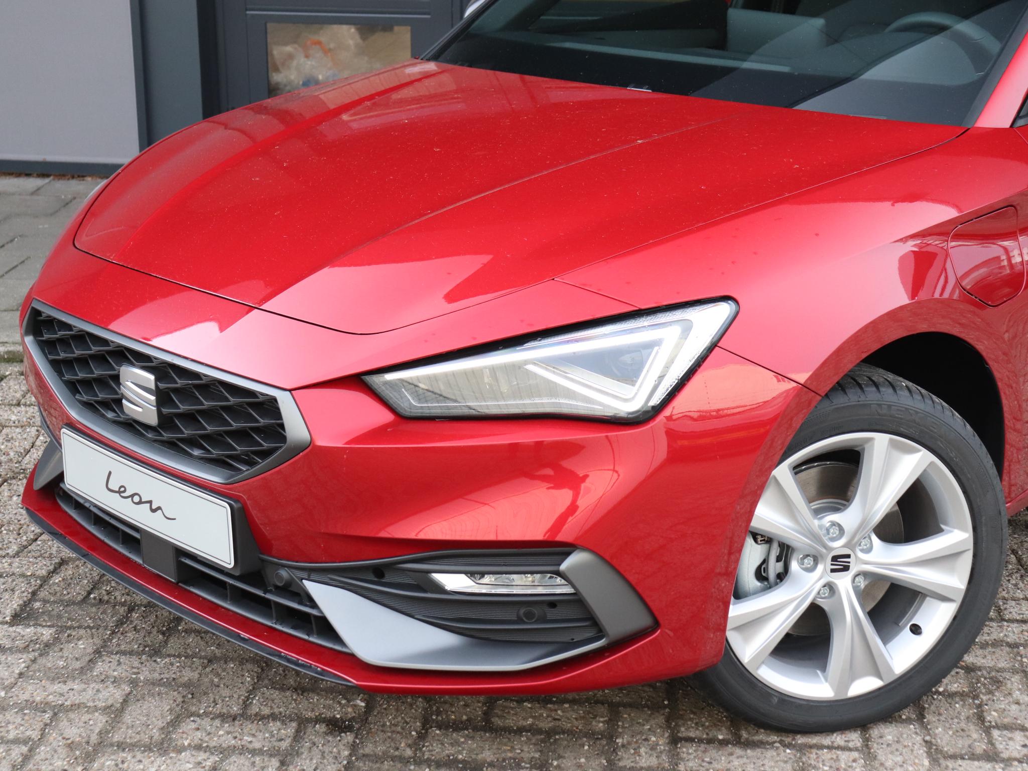 SEAT Leon Sportstourer FR Business 1.5 TSI eHybrid 150 kW / 204 PK Statio - Afbeelding 4