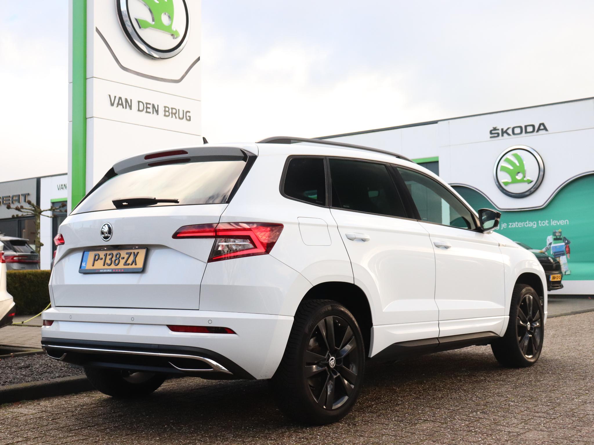 Škoda Karoq 1.5 TSI 150pk AUTOMAAT Sportline Business - Afbeelding 2