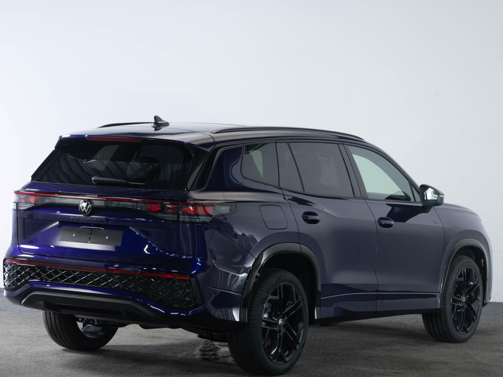 Volkswagen Tayron R-Line Edition 1.5 eHybrid 272 PK - Afbeelding 4