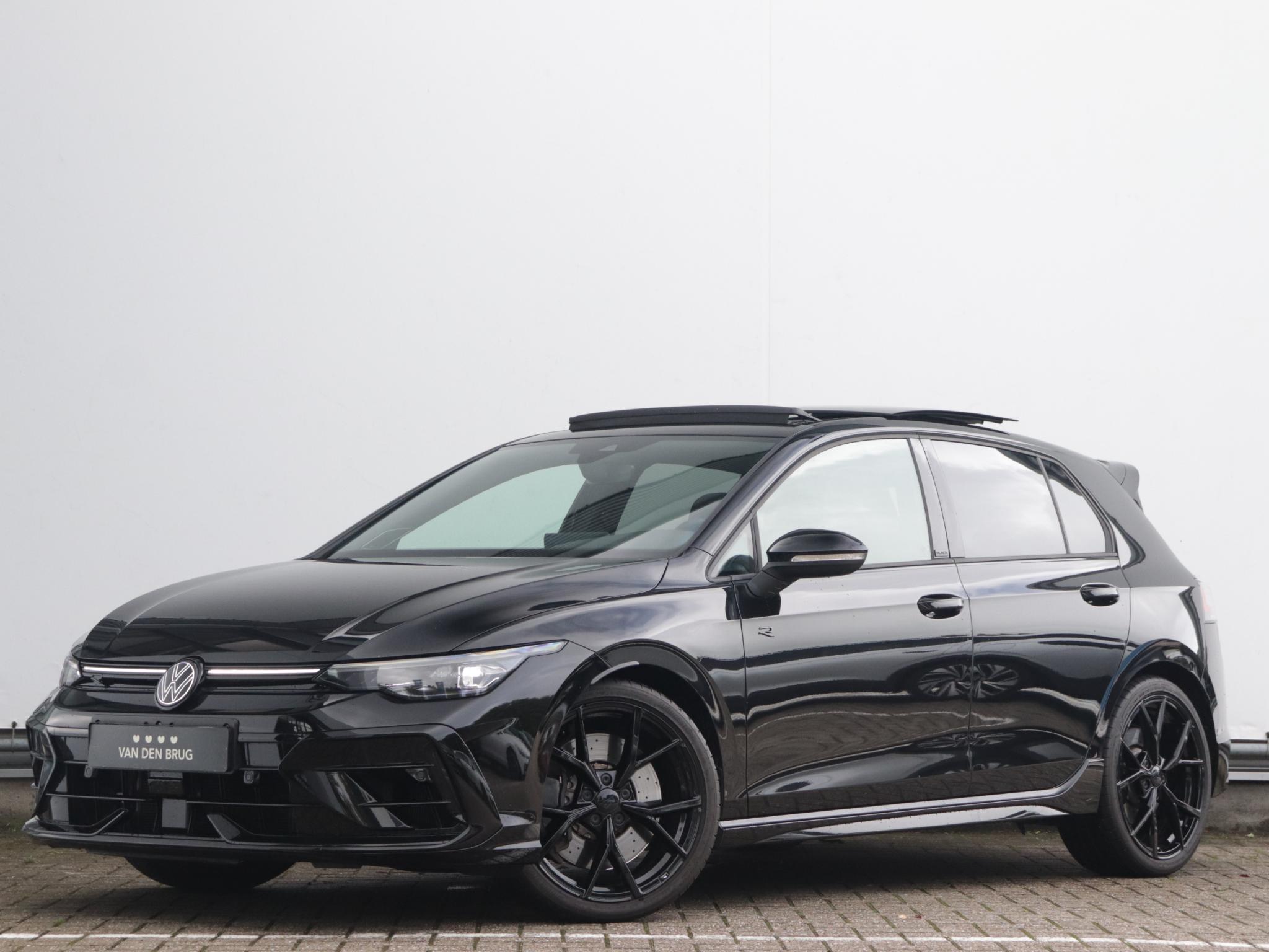 Volkswagen Golf 8.5 R 2.0 TSI 335 PK 4 Motion Black Edition