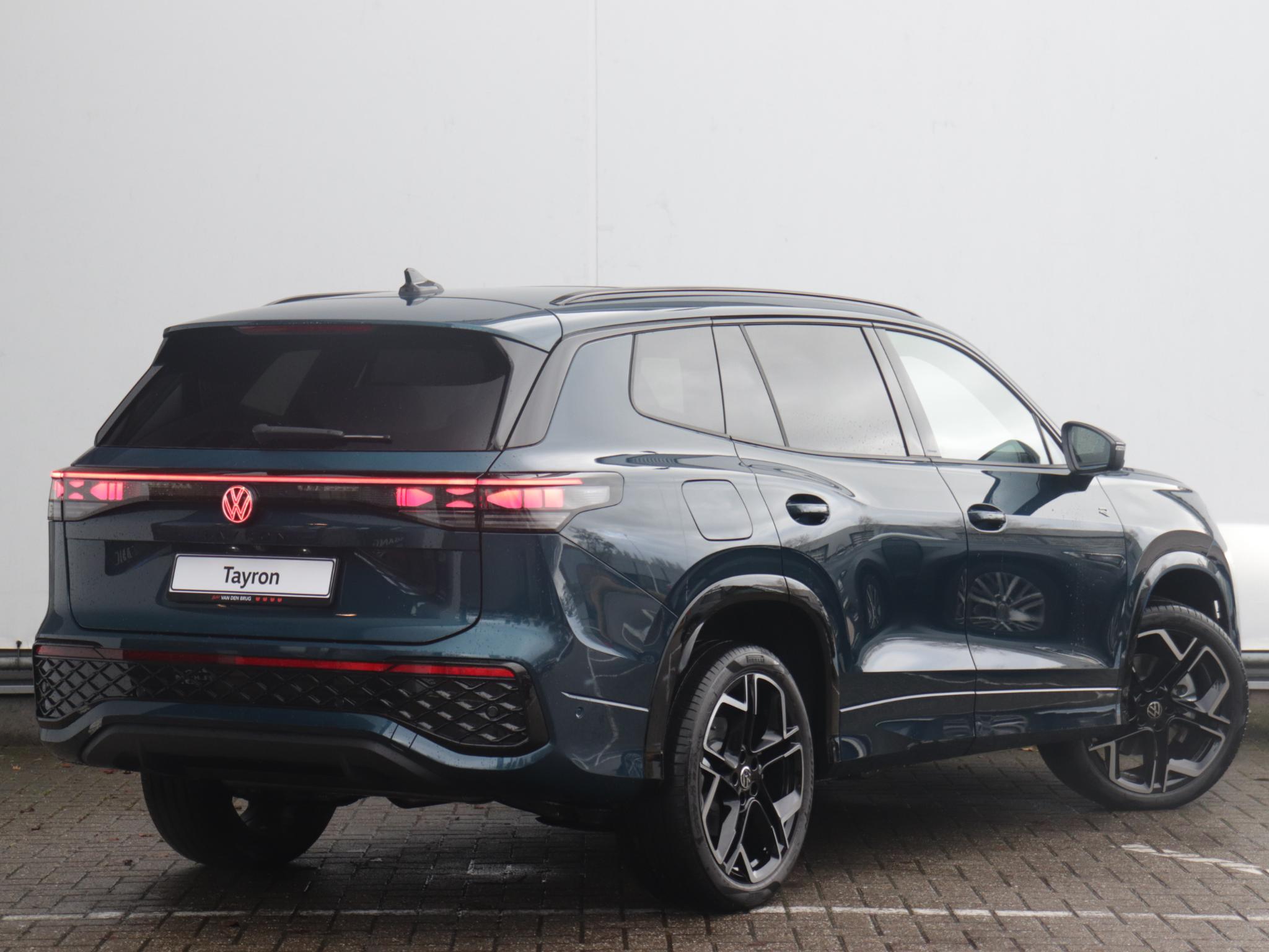 Volkswagen Tayron R-Line-Edition 1.5 eHybrid 150 kW / 204 pk SUV 6 v - Afbeelding 4