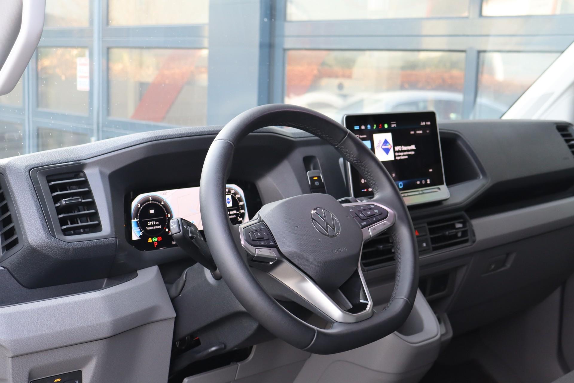 Volkswagen Crafter 35 2.0 TDI 140pk AUT L3H3 Exclusive - Afbeelding 5