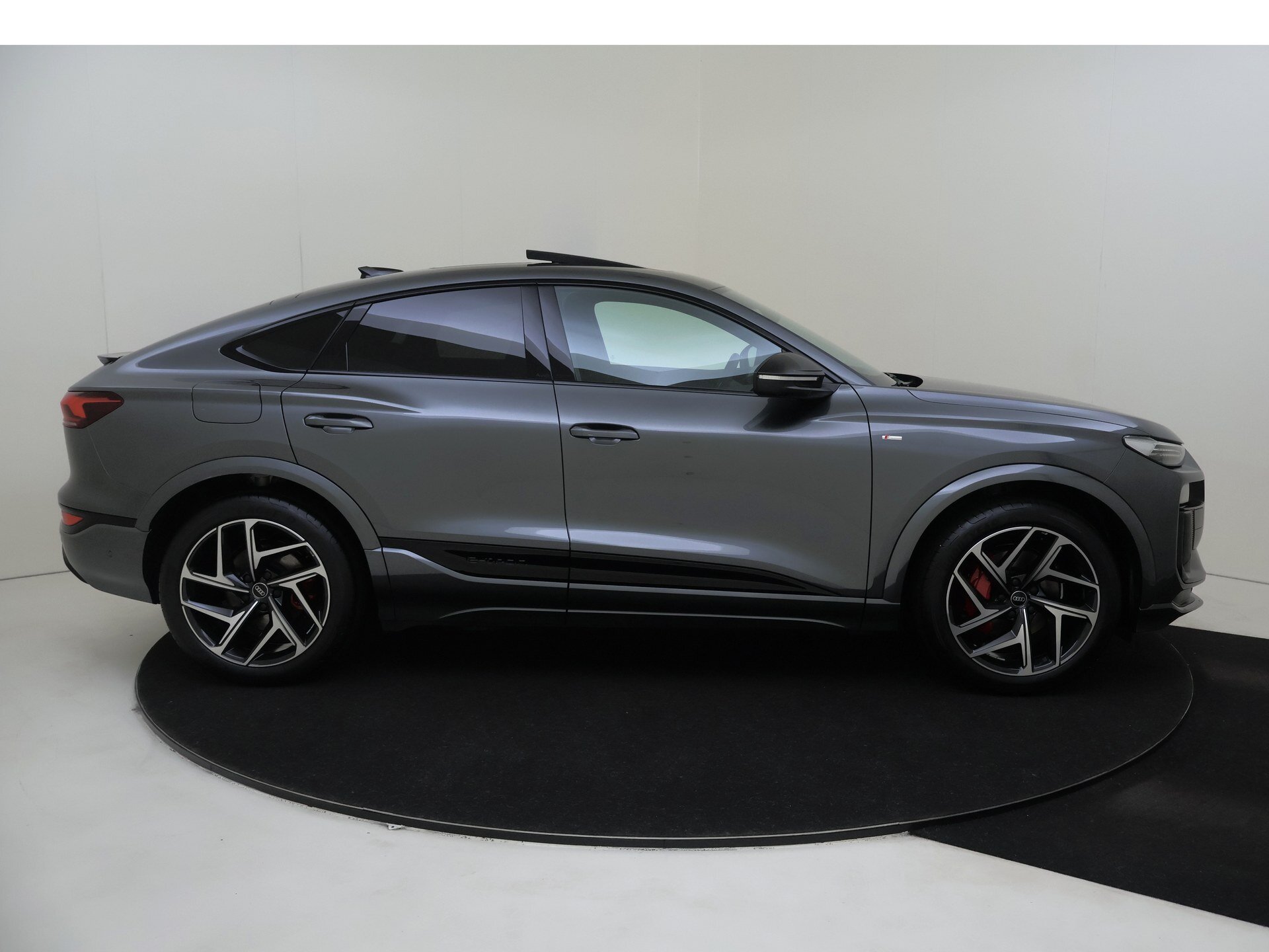 Audi Q6 Sportback e-tron S edition - Afbeelding 3