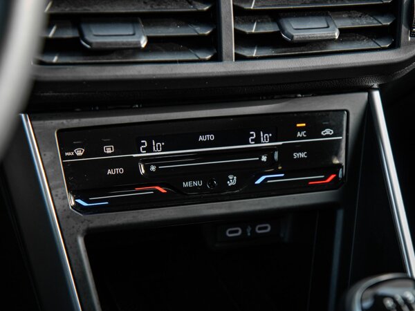 airco (automatisch) airco (automatisch)