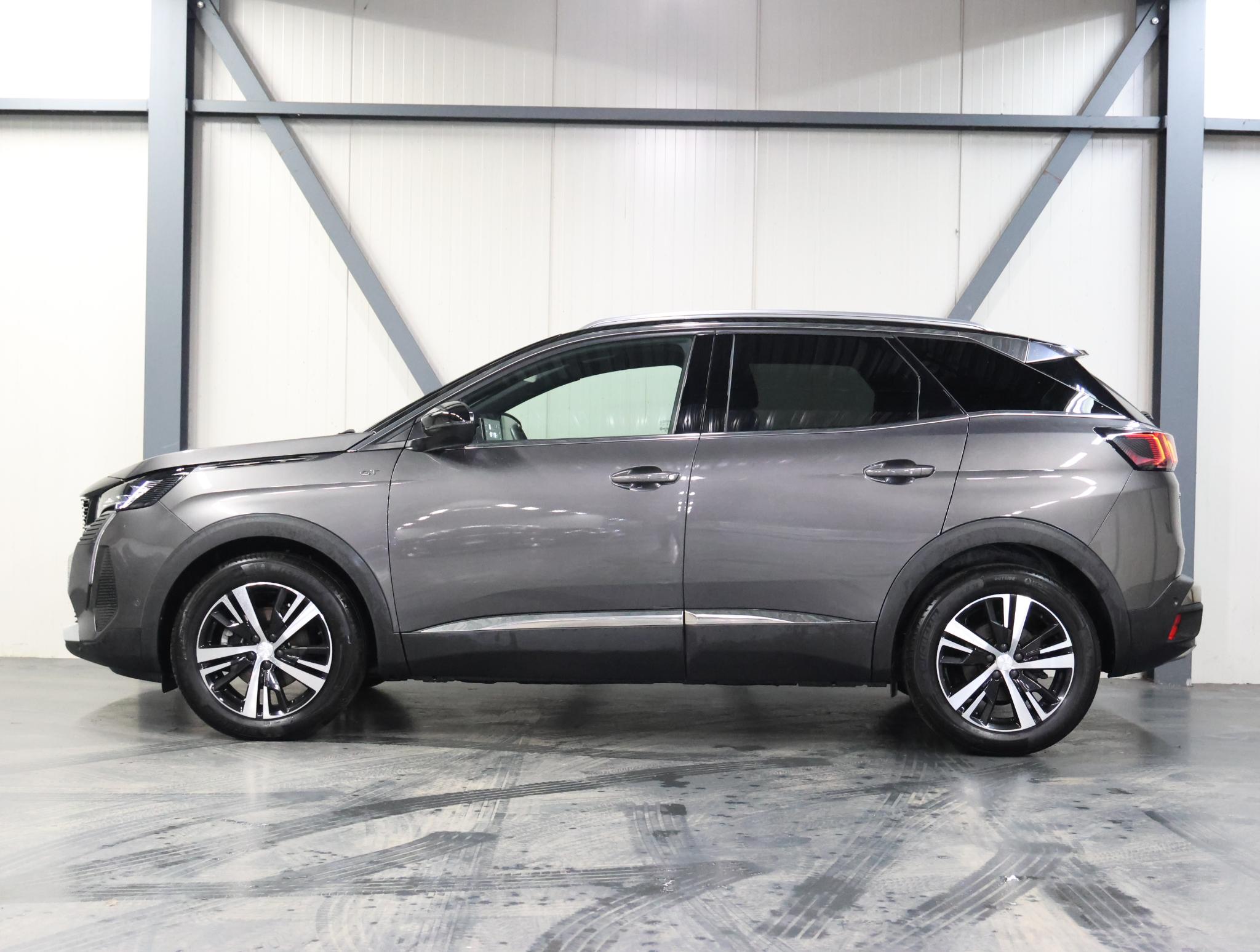 Peugeot 3008 1.2 Hybrid GT 136PK Automaat - Afbeelding 2